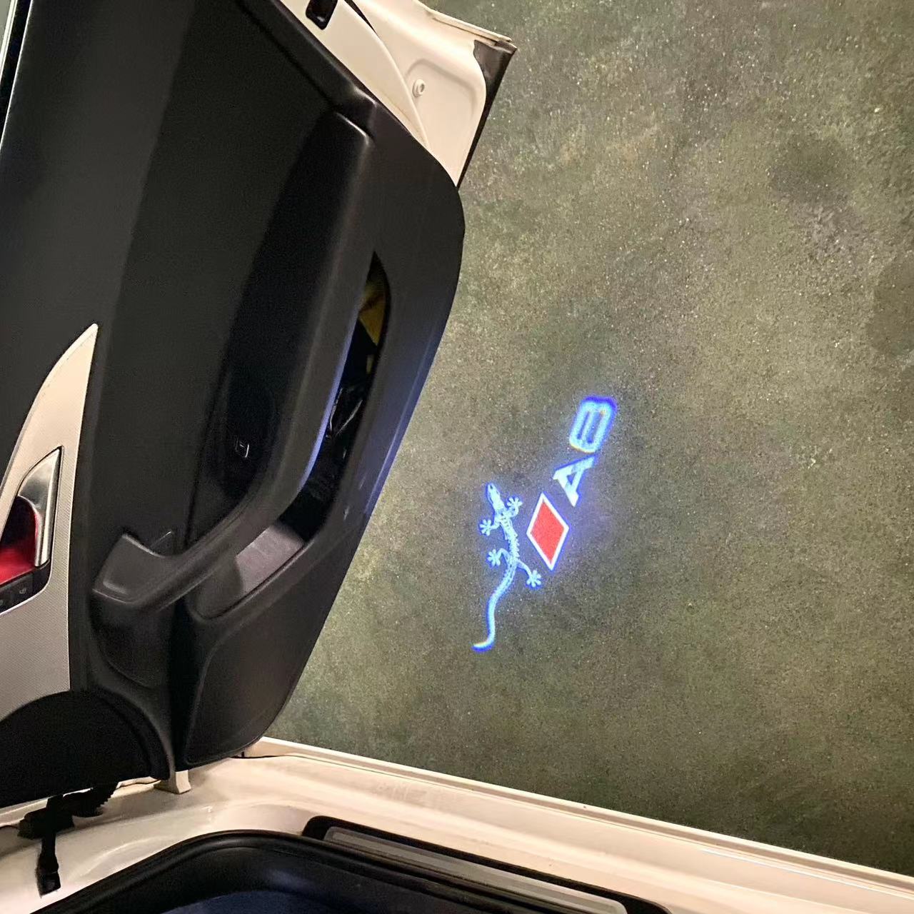 AUDI A8 LOGO PROJECTOT LIGHTS Nr.46B6(quantity 1 = 2 Logo Films /2 door lights)