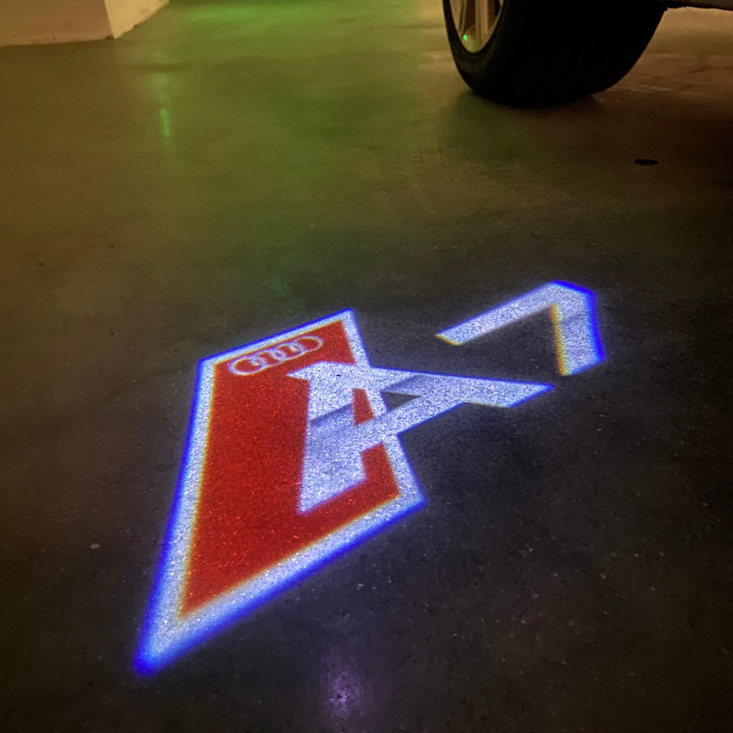AUDI A7 LOGO PROJECTOT LIGHTS (quantity 1 = 2 Logo Films /2 door lights)Nr.12B83
