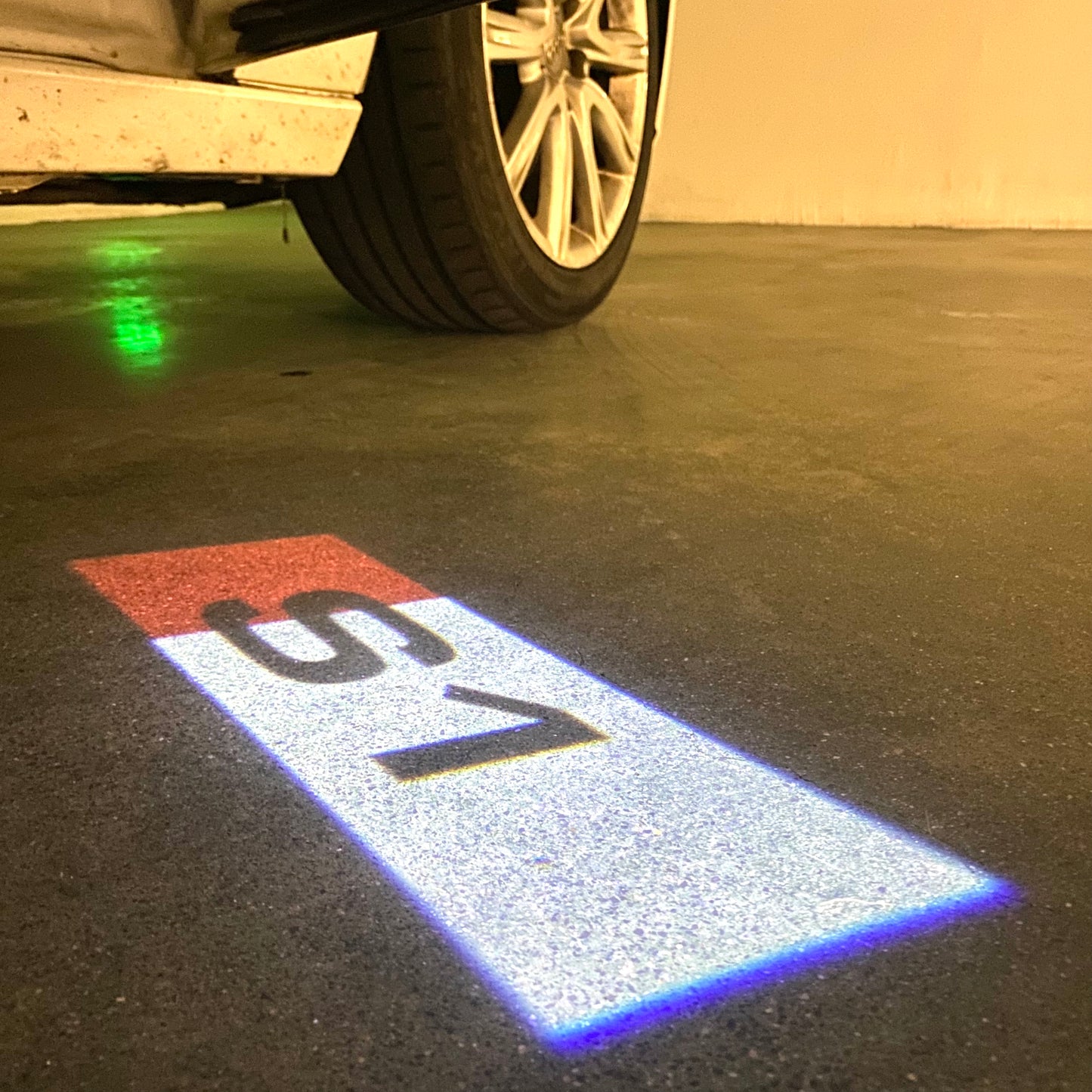 AUDI S1 LOGO PROJECTOT LIGHTS Nr.127 (quantity 1 = 2 Logo Films /2 door lights)