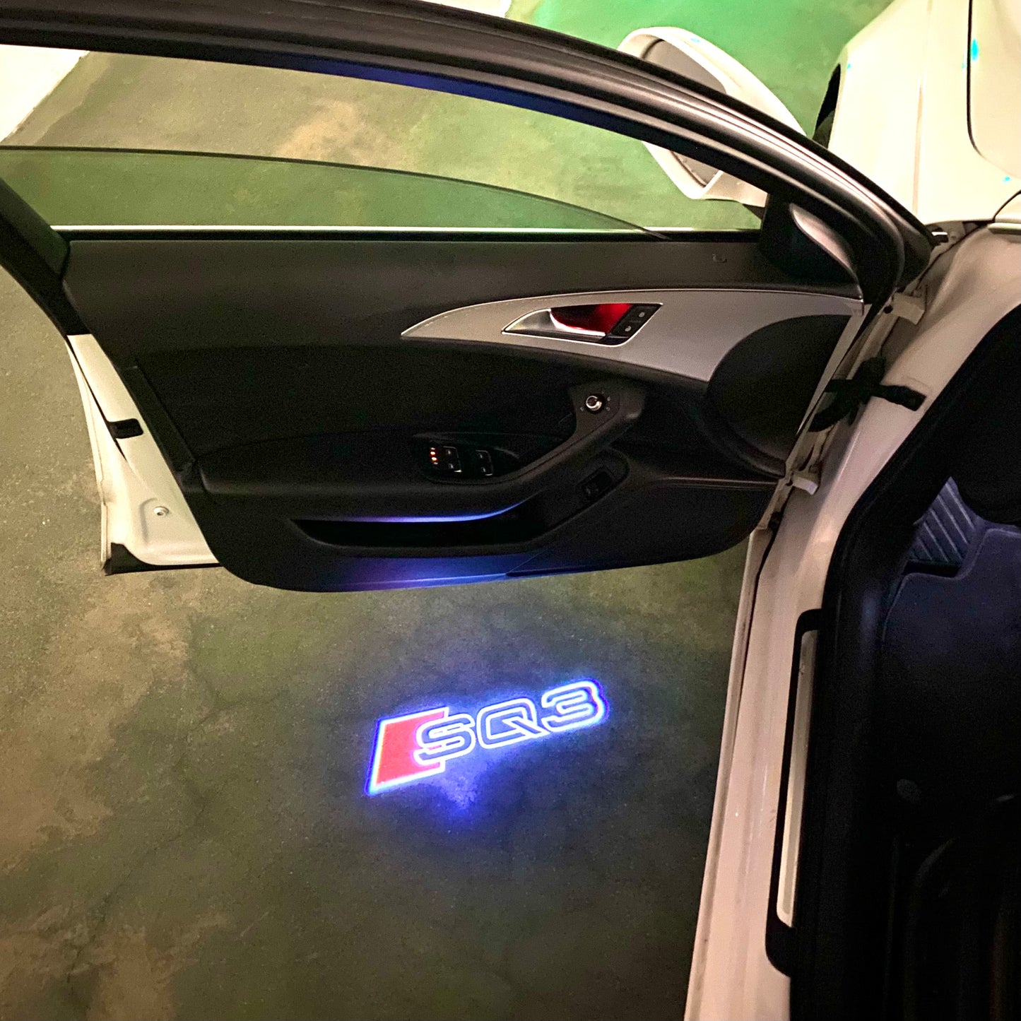 AUDI SQ3 LOGO PROJECTOT LIGHTS (quantity 1 = 2 Logo Films /2 door lights)Nr.12B62