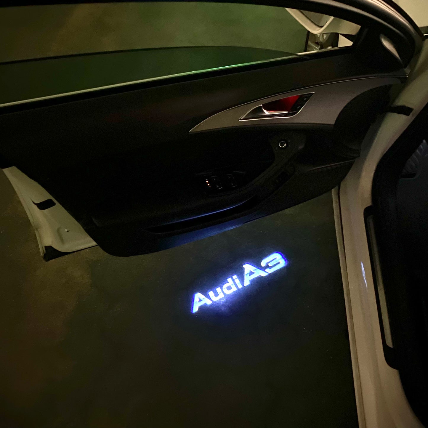 AUDI A3 LOGO PROJECTOT LIGHTS (quantity 1 = 2 Logo Films /2 door lights)Nr.12B93