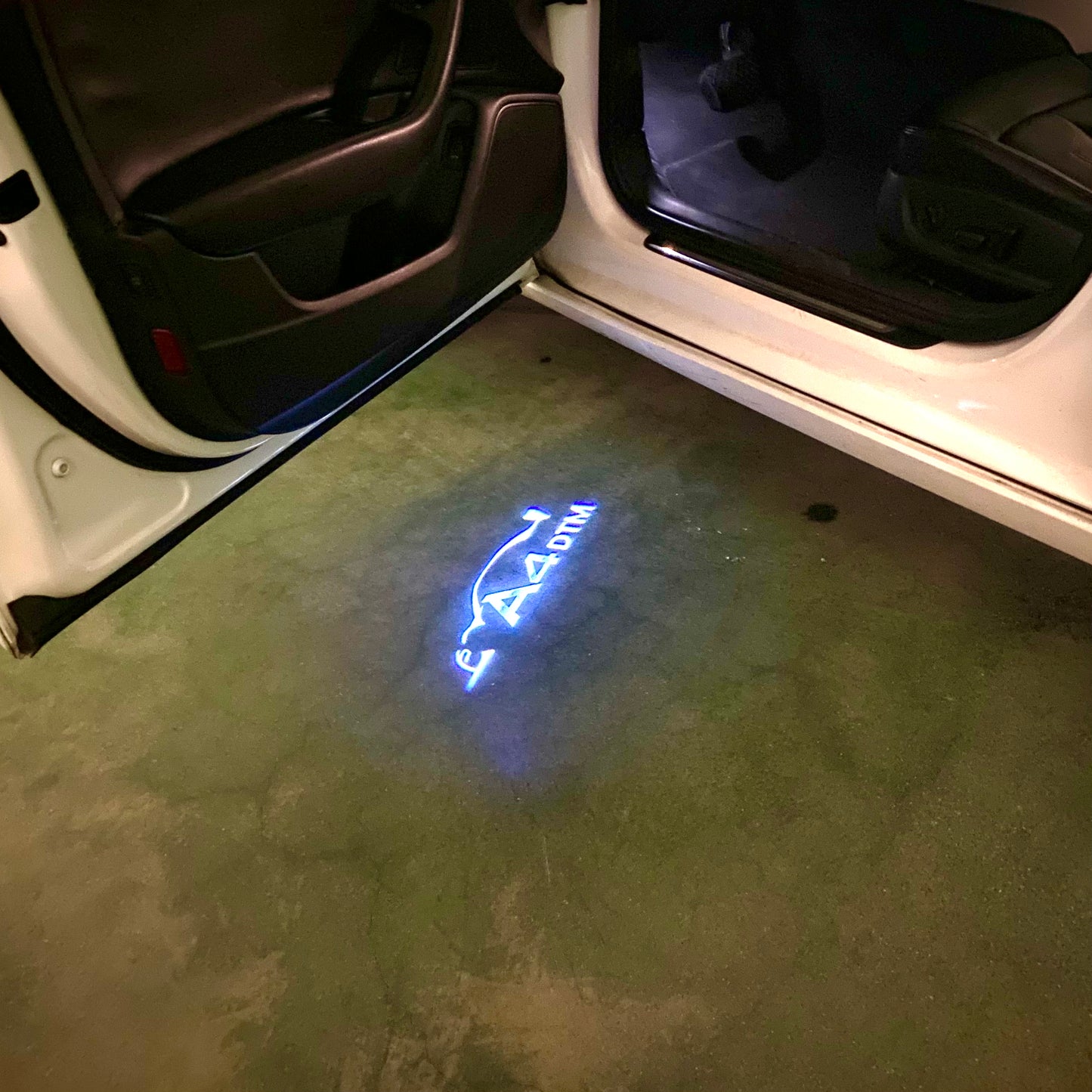 AUDI A4 LOGO PROJECTOT LIGHTS (quantity 1 = 2 Logo Films /2 door lights)Nr.12B79