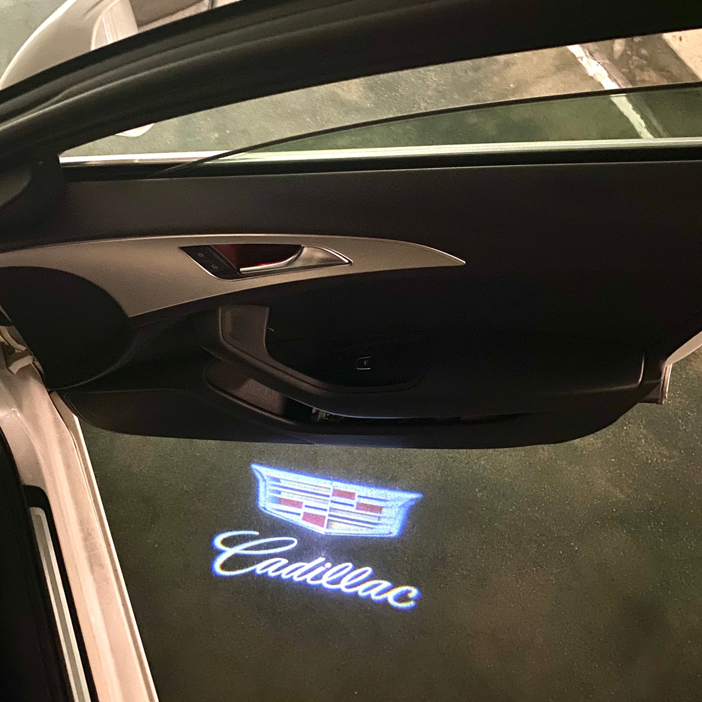 CADILLAC ORIGINAL LOGO PROJECTOT LIGHTS Nr.9888 (quantity 1 = 2 Logo Films /2 door lights)