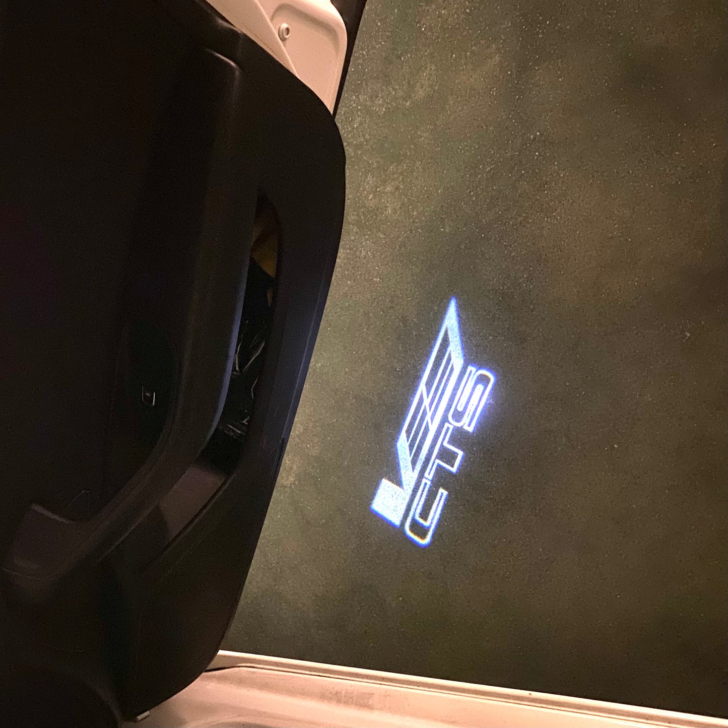 CADILLAC CT5 LOGO PROJECTOT LIGHTS Nr.9760 (quantity 1 = 2 Logo Films /2 door lights)