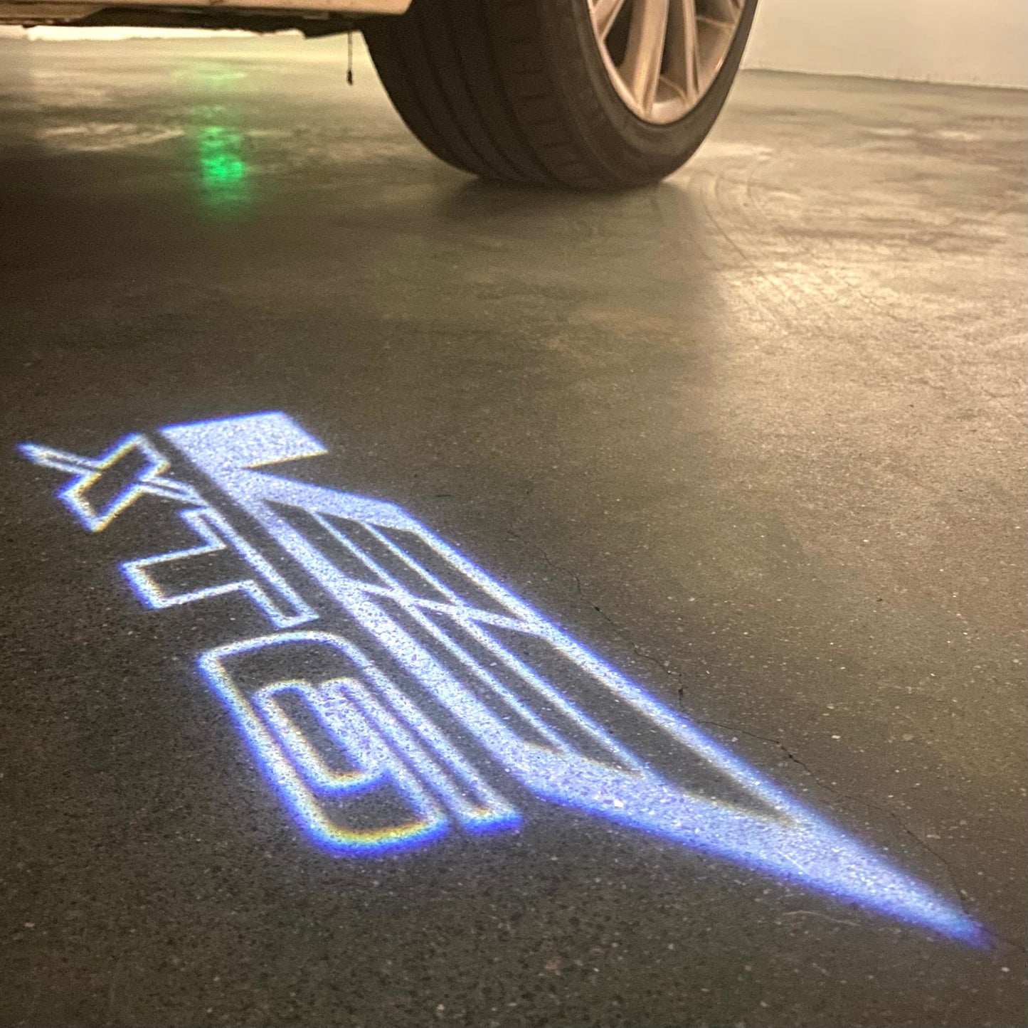 CADILLAC XT6 LOGO PROJECTOT LIGHTS Nr.9769 (quantity 1 = 2 Logo Films /2 door lights)