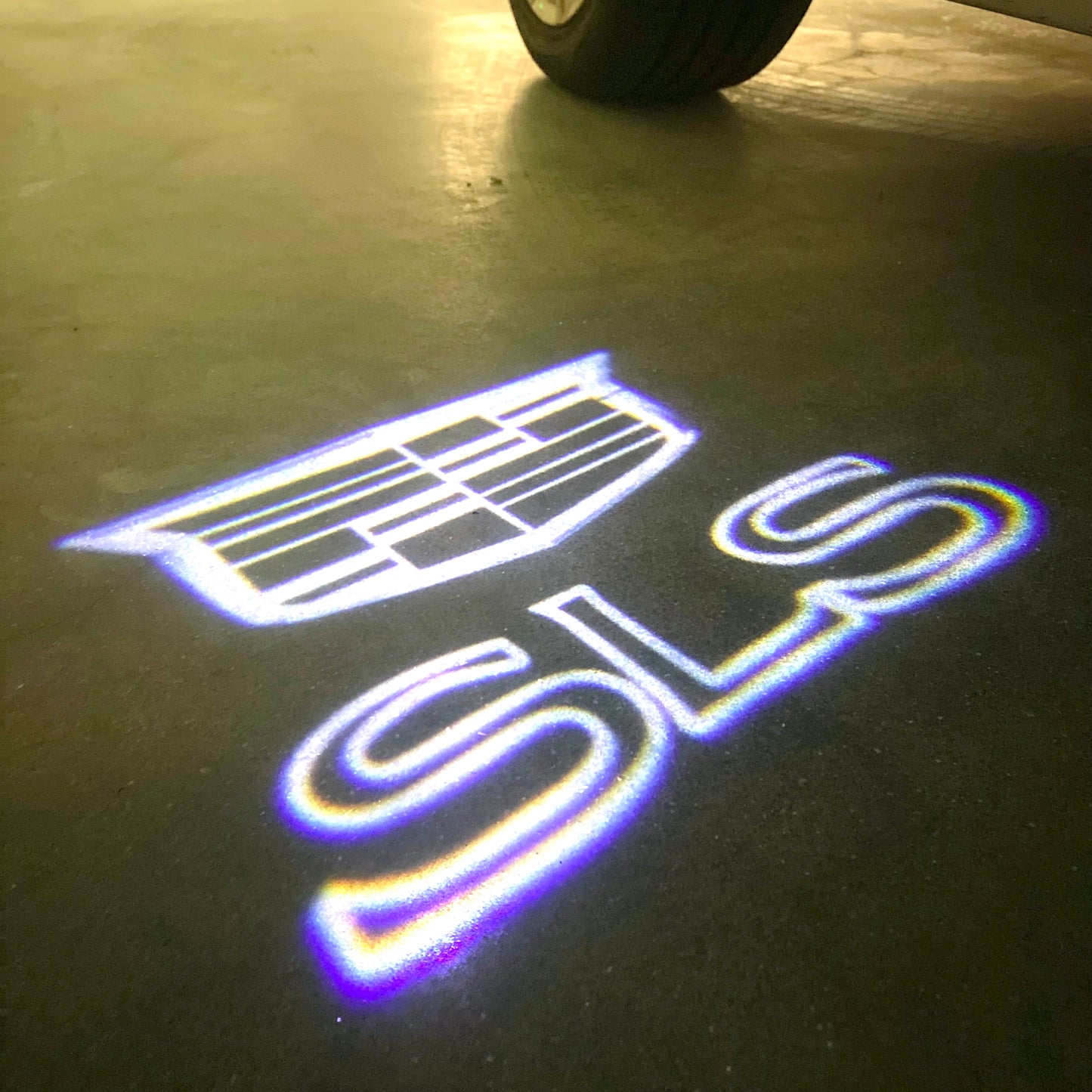 CADILLAC SLS LOGO PROJECTOT LIGHTS Nr.9724 (quantity 1 = 2 Logo Films /2 door lights)