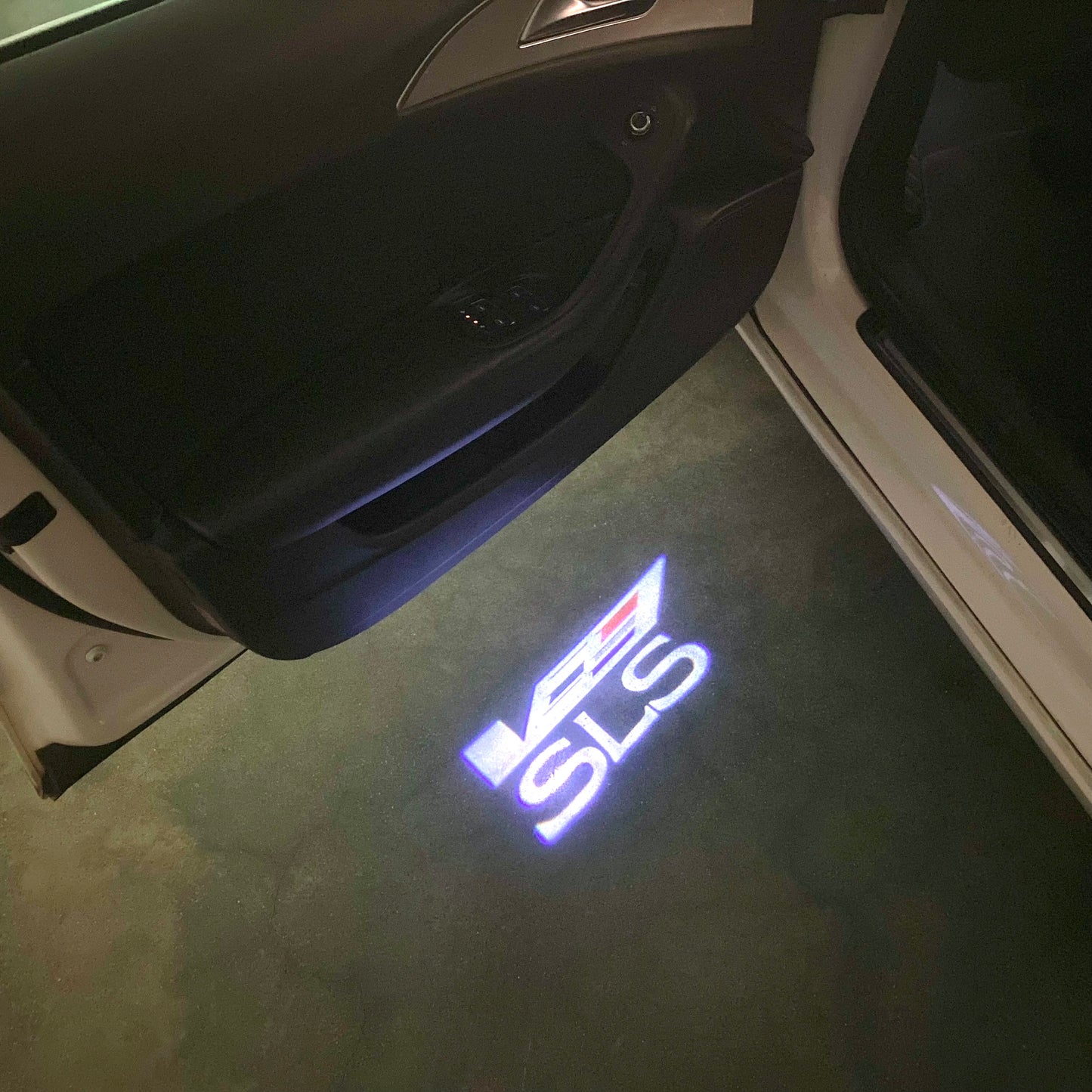 CADILLAC SLS LOGO PROJECTOT LIGHTS Nr.9754 (quantity 1 = 2 Logo Films /2 door lights)