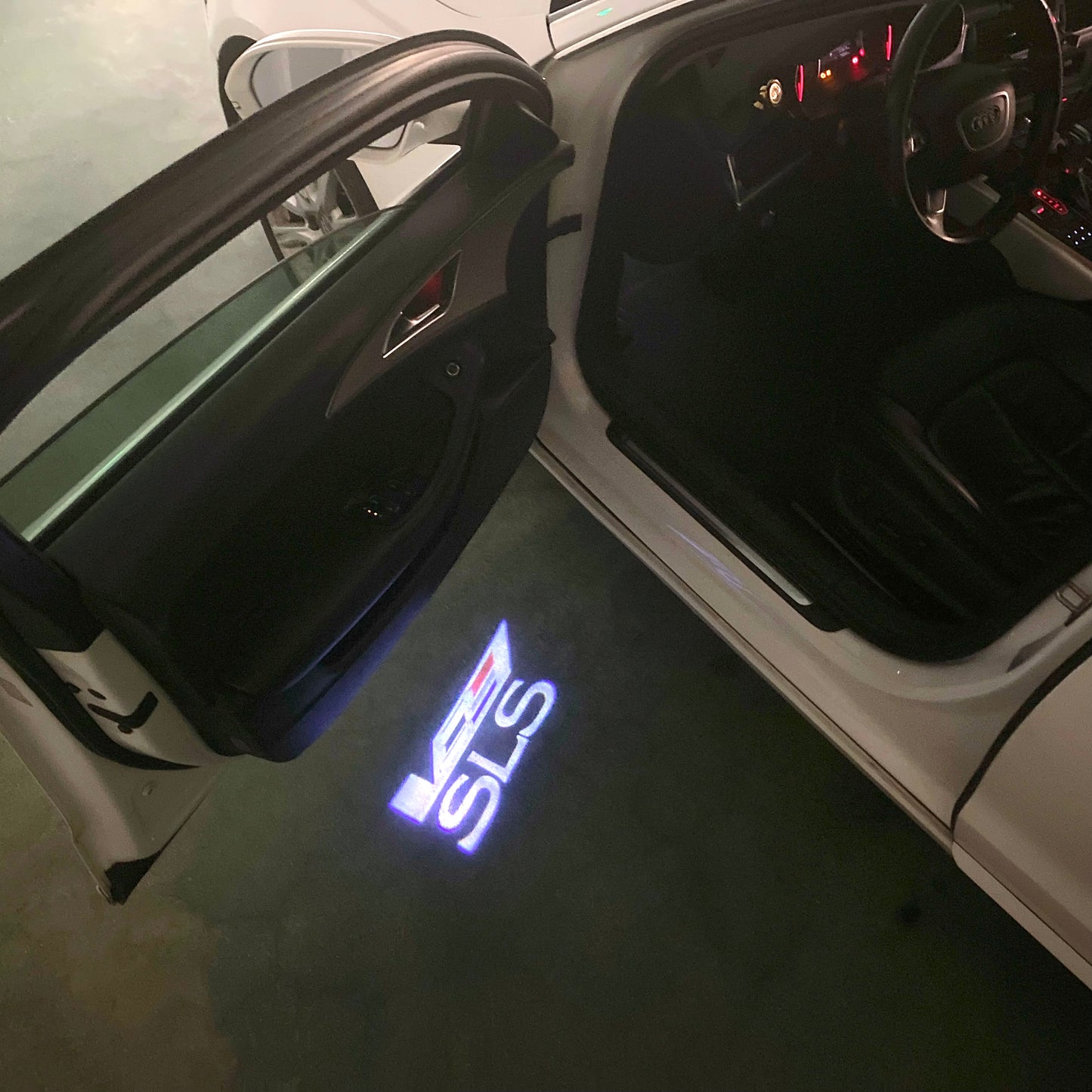 CADILLAC SLS LOGO PROJECTOT LIGHTS Nr.9754 (quantity 1 = 2 Logo Films /2 door lights)
