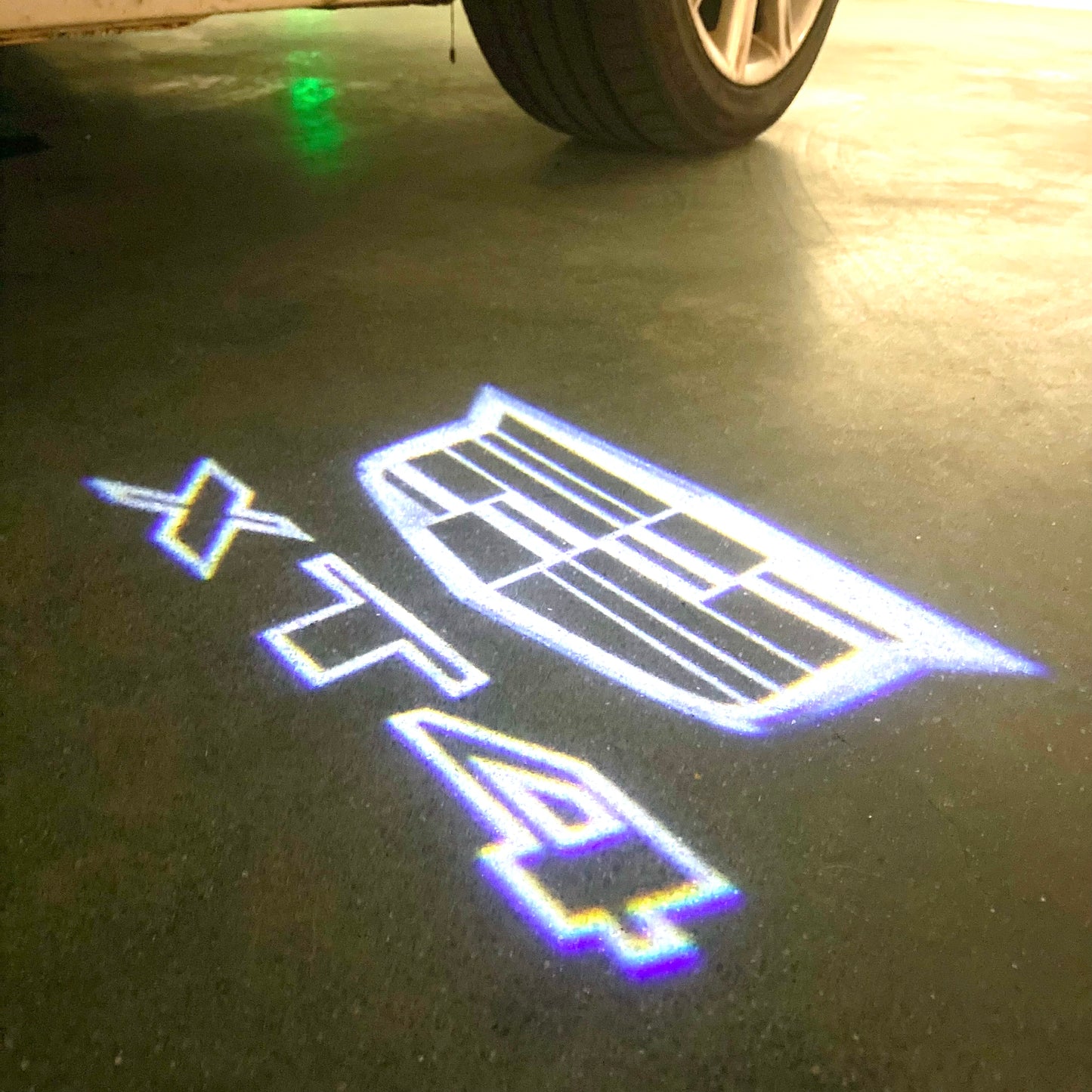 CADILLAC XT4 LOGO PROJECTOT LIGHTS Nr.9730 (quantity 1 = 2 Logo Films /2 door lights)