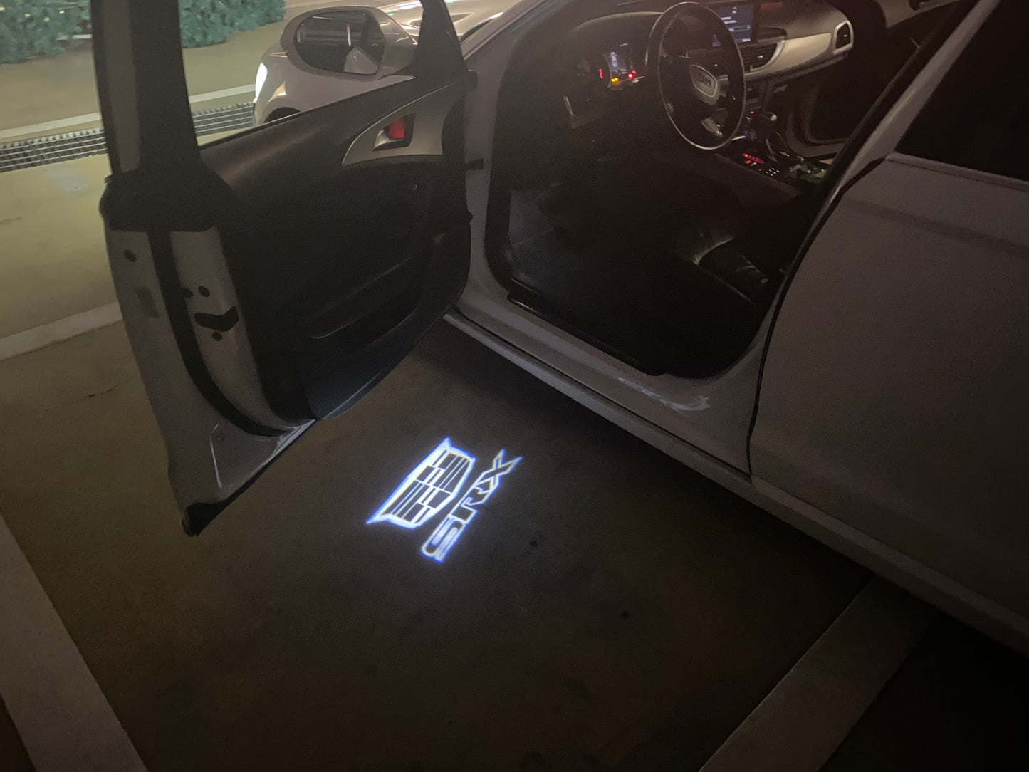 CADILLAC SRX LOGO PROJECTOT LIGHTS Nr.9732 (quantity 1 = 2 Logo Films /2 door lights)