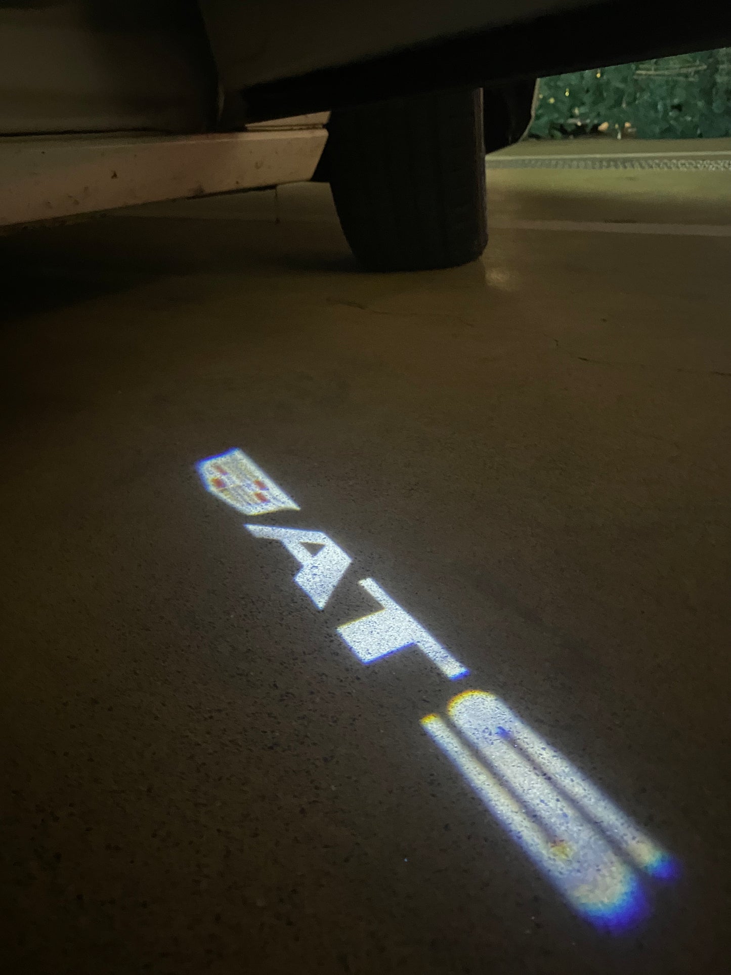 CADILLAC ATS LOGO PROJECTOT LIGHTS Nr.9796 (quantity 1 = 2 Logo Films /2 door lights)