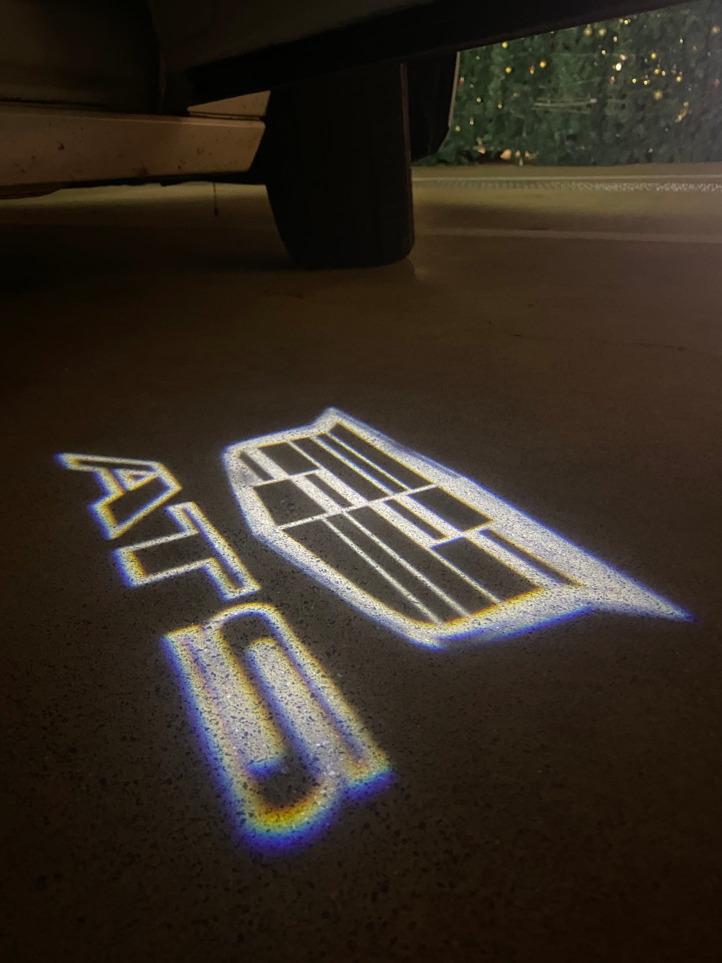 CADILLAC ATS LOGO PROJECTOT LIGHTS Nr.9731 (quantity 1 = 2 Logo Films /2 door lights)