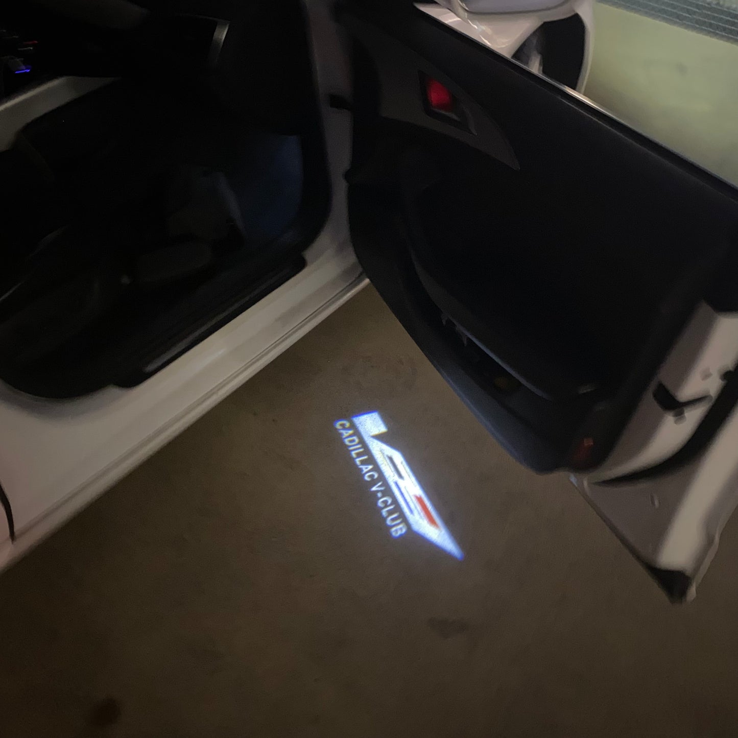 CADILLAC V SERIES LOGO PROJECTOT LIGHTS Nr.9774 (quantity 1 = 2 Logo Films /2 door lights)
