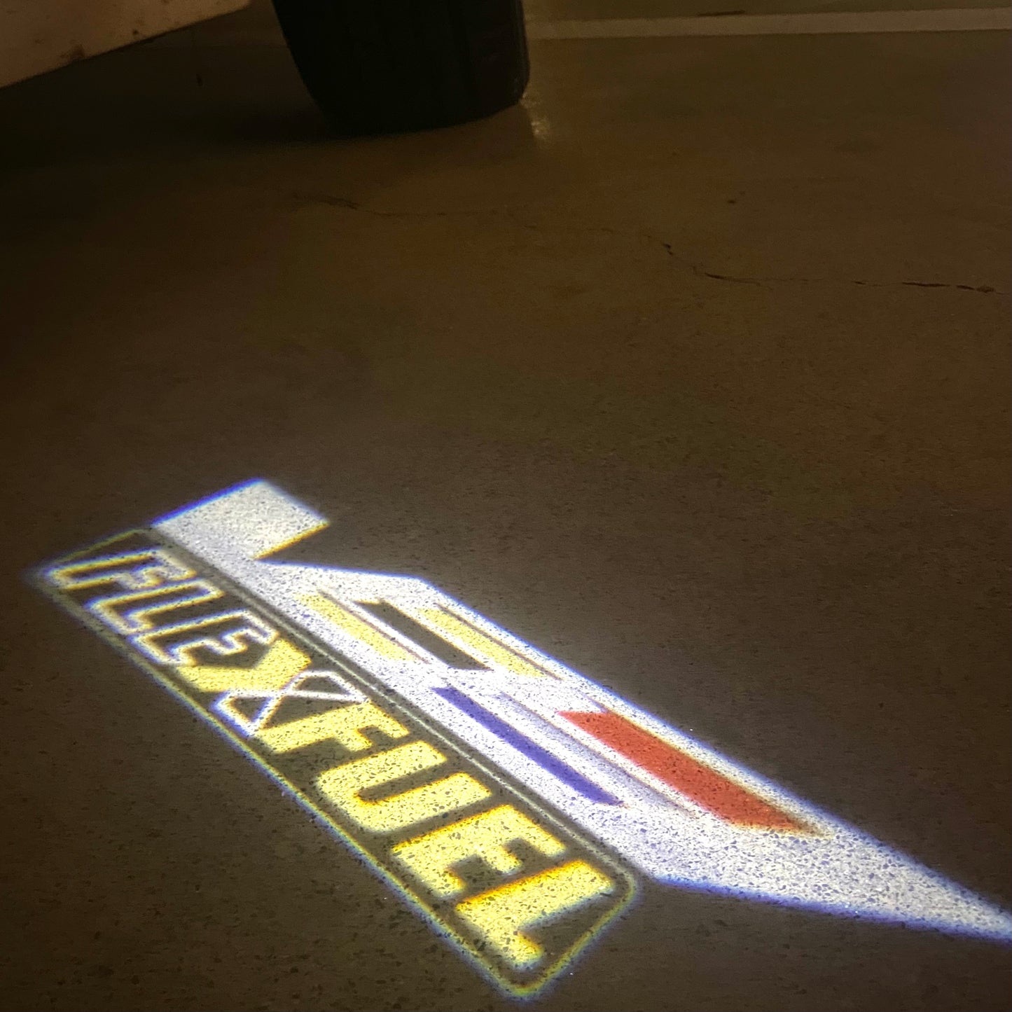 CADILLAC FLEXFUEL LOGO PROJECTOT LIGHTS Nr.9771 (quantity 1 = 2 Logo Films /2 door lights)