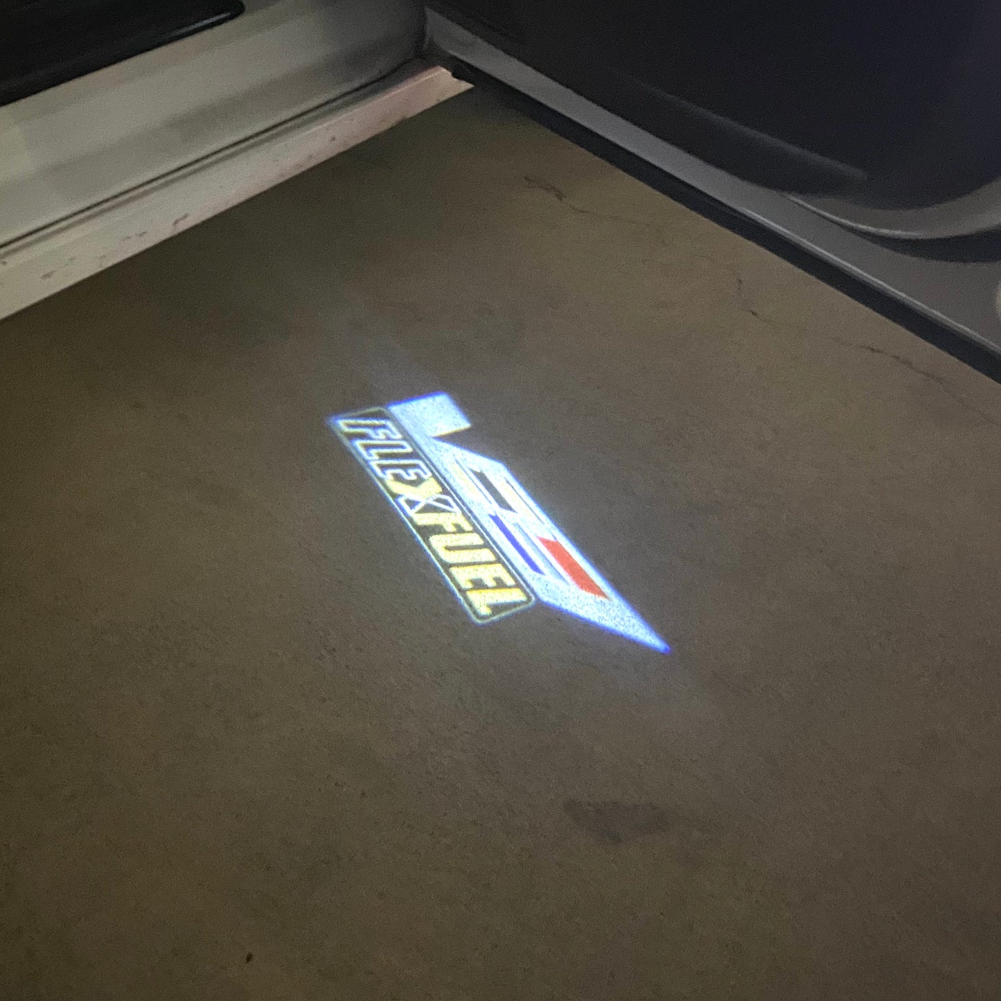 CADILLAC FLEXFUEL LOGO PROJECTOT LIGHTS Nr.9771 (quantity 1 = 2 Logo Films /2 door lights)