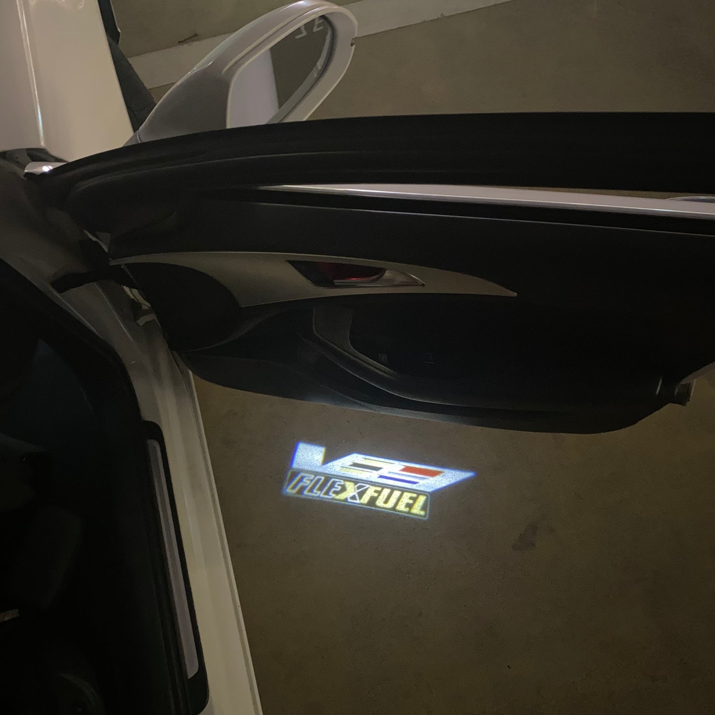 CADILLAC FLEXFUEL LOGO PROJECTOT LIGHTS Nr.9771 (quantity 1 = 2 Logo Films /2 door lights)