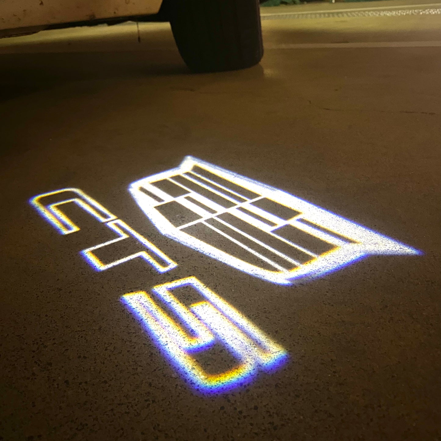 CADILLAC CT5 LOGO PROJECTOT LIGHTS Nr.9736 (quantity 1 = 2 Logo Films /2 door lights)