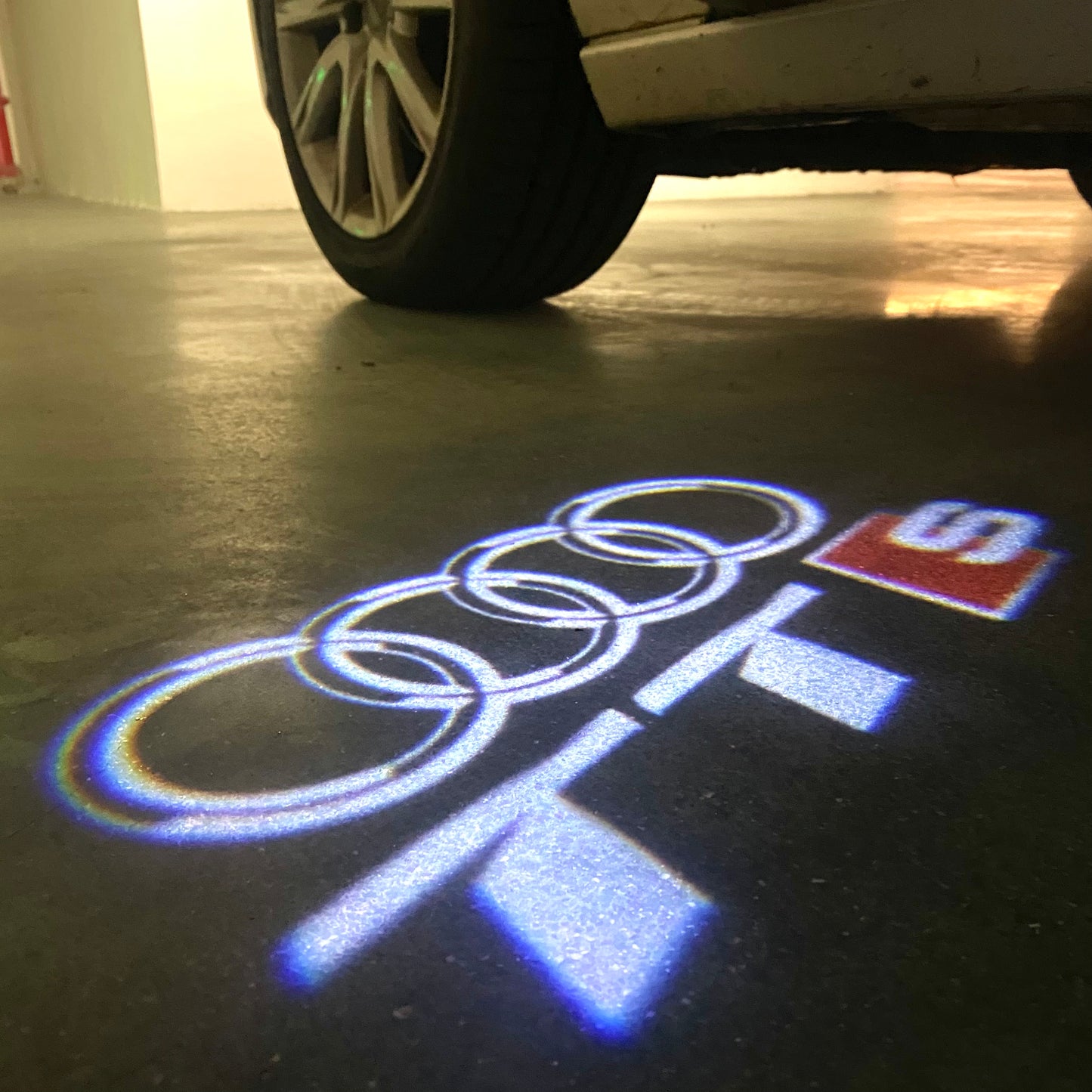 AUDI TTS LOGO PROJECTOT LIGHTS (quantity 1 = 2 Logo Films /2 door lights)Nr.12B29