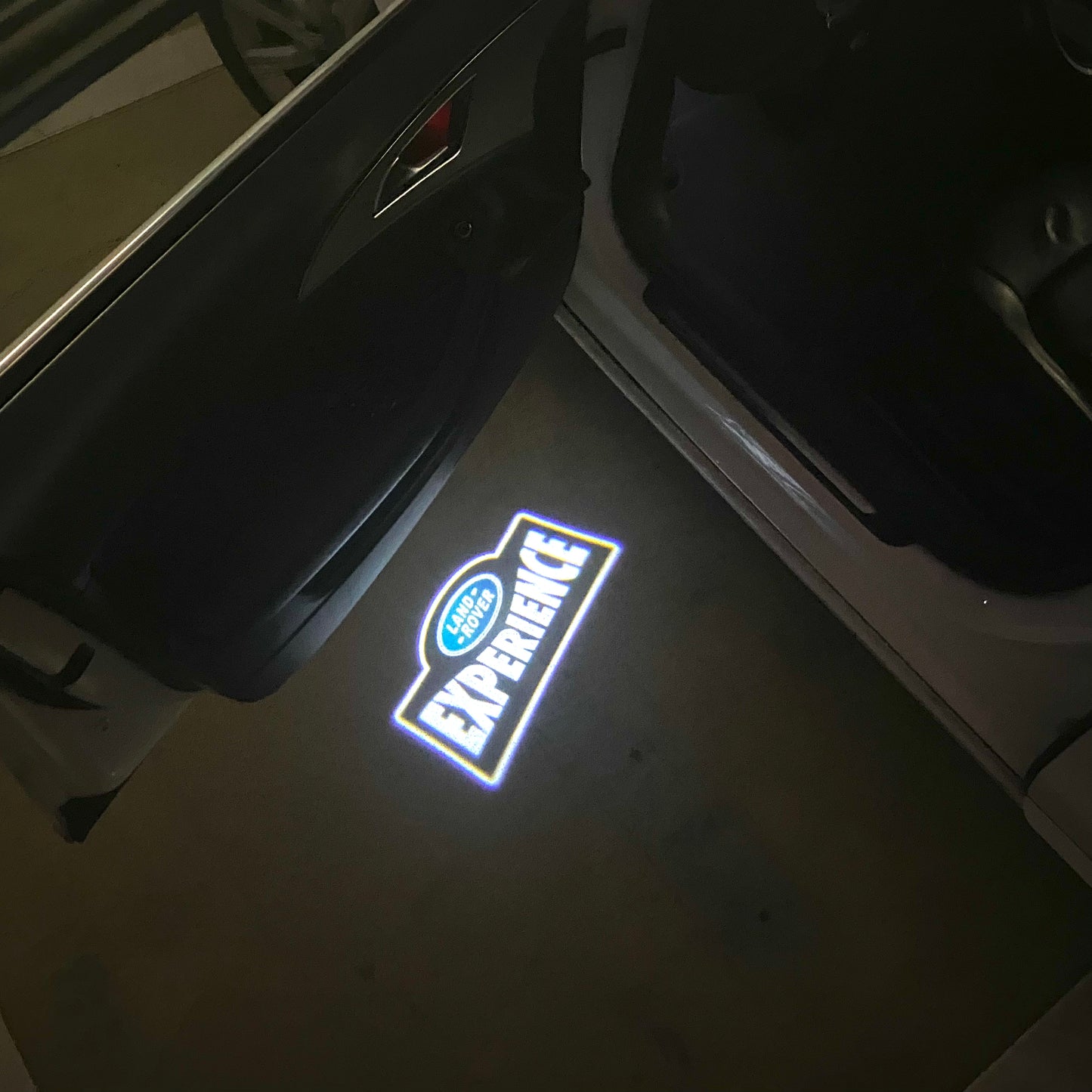 Land Rover EXPERIENCE LOGO PROJECROTR LIGHTS Nr.1146 (quantity 1 = 1 sets/2 door lights)