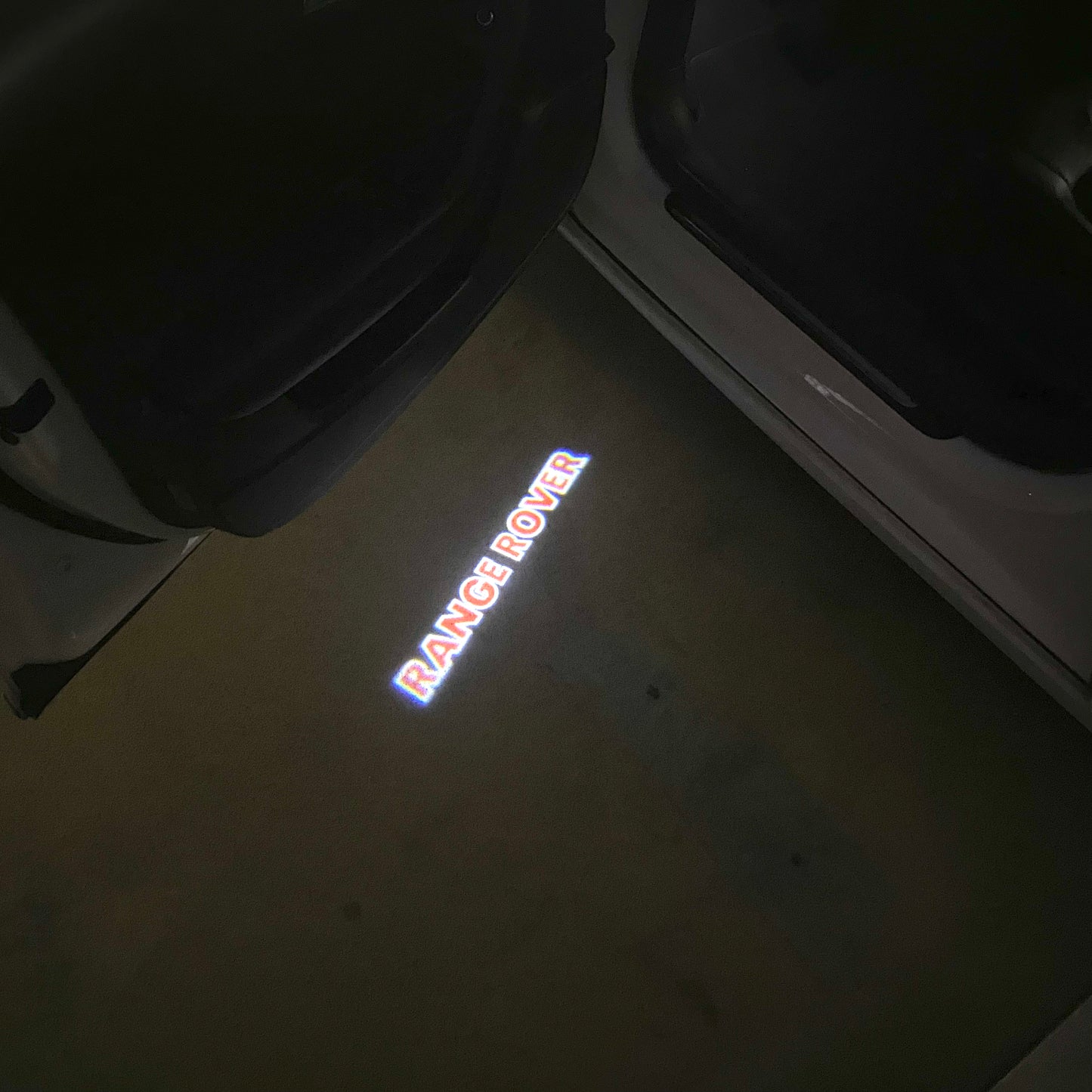 Land Rover RANGE ROVER LOGO PROJECROTR LIGHTS Nr.1114 (quantity 1 = 1 sets/2 door lights)