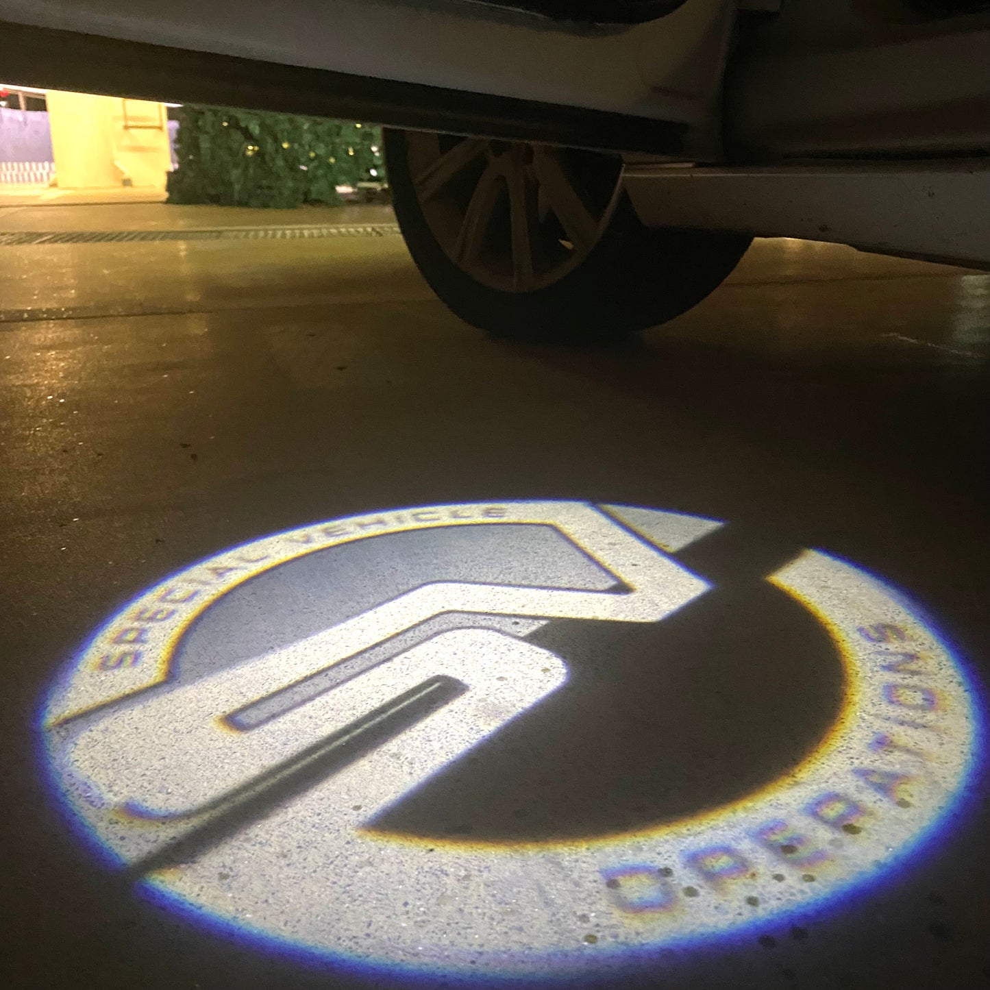 Land Rover SV LOGO PROJECROTR LIGHTS Nr.1115 (quantity 1 = 1 sets/2 door lights)