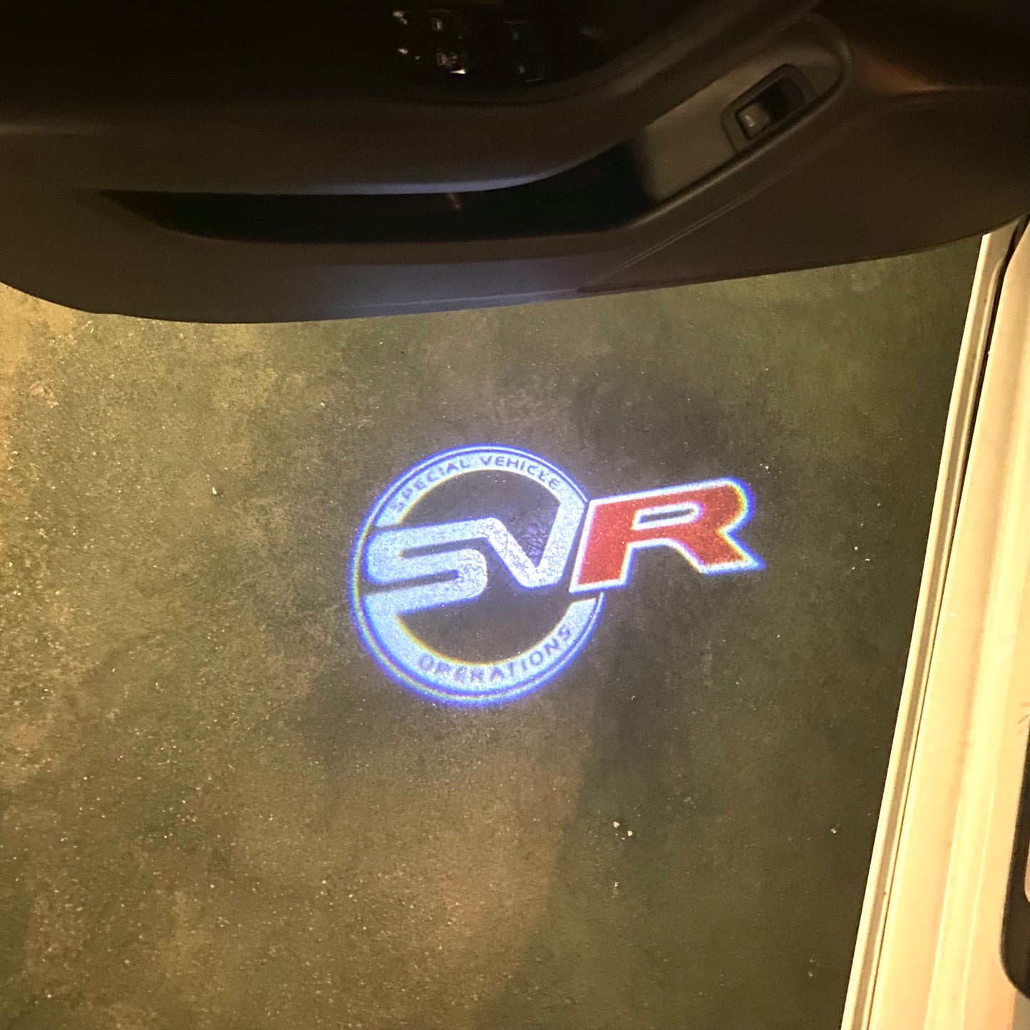 Land Rover SV R LOGO PROJECROTR LIGHTS Nr.1110 (quantity 1 = 1 sets/2 door lights)
