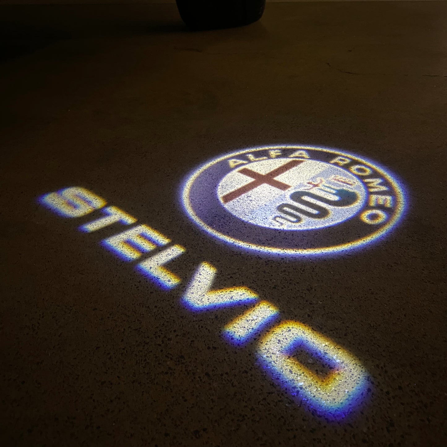 Alfa Romeo Stelvio LOGO PROJECTOT LIGHTS Nr.95 (quantity 1 = 2 Logo Film / 2 door lights)