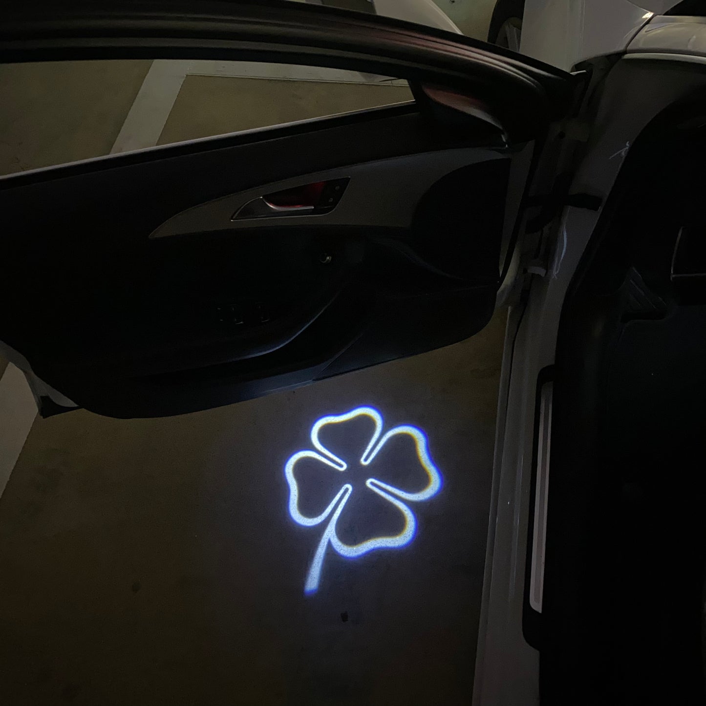Alfa Romeo Quadrifoglio Verde LOGO PROJECTOT LIGHTS Nr.30 (quantity 1 = 2 Logo Film / 2 door lights)