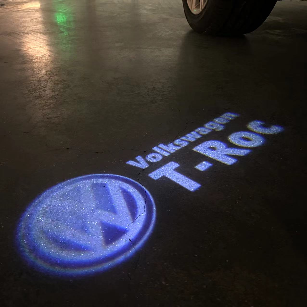 Volkswagen Door lights T-ROC Logo Nr. 2KK9 (quantity 1 = 2 Logo Films /2 door lights)