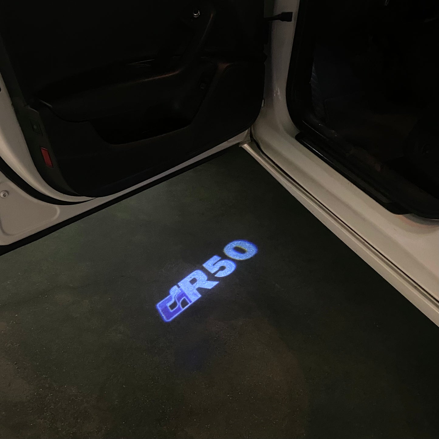 Volkswagen Door lights R 50 Logo Nr. 143 ( quantity 1 = 2 logo Film / 2 door lights)