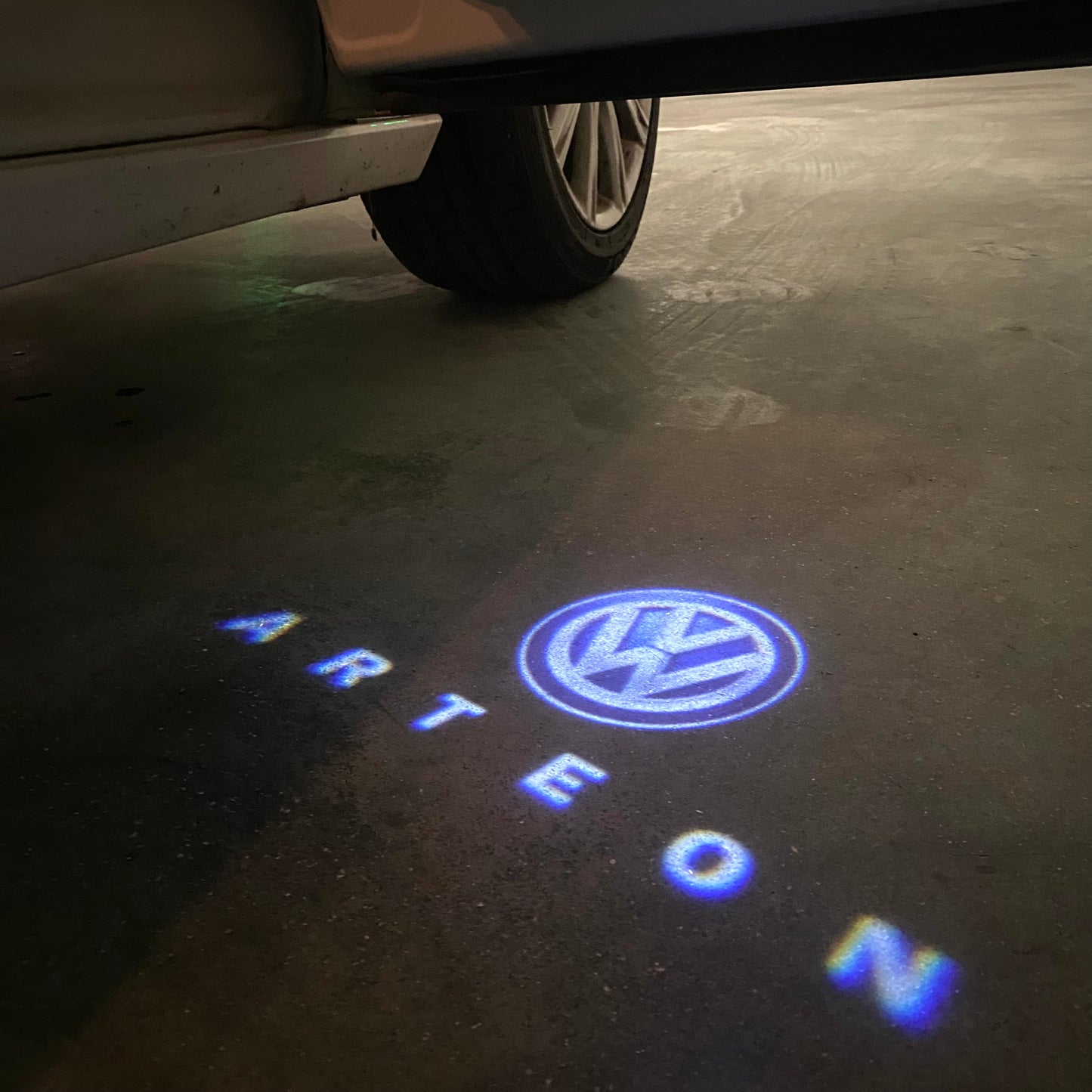 Volkswagen Door lights Arteon Door lights ARTEON Logo Nr. 83 (quantity 1 = 2 Logo Films /2 door lights)