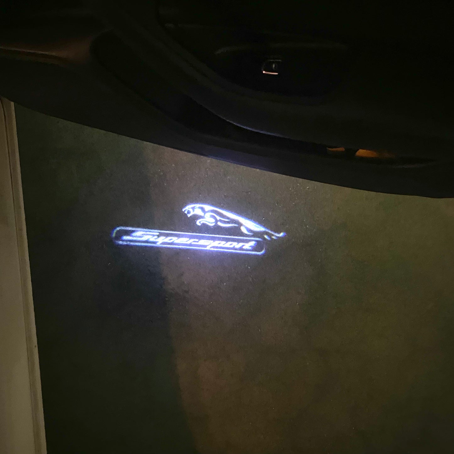 JAGUAR SUPER SPORT LOGO PROJECROTR LIGHTS Nr.92 (quantity 1 = 1 sets/2 door lights)