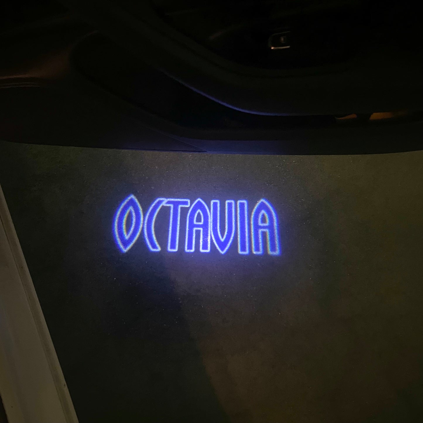 SKODA OCTAVIA LOGO PROJECTOT LIGHTS Nr.102 (quantity 1 = 2 Logo Film / 2 door lights)