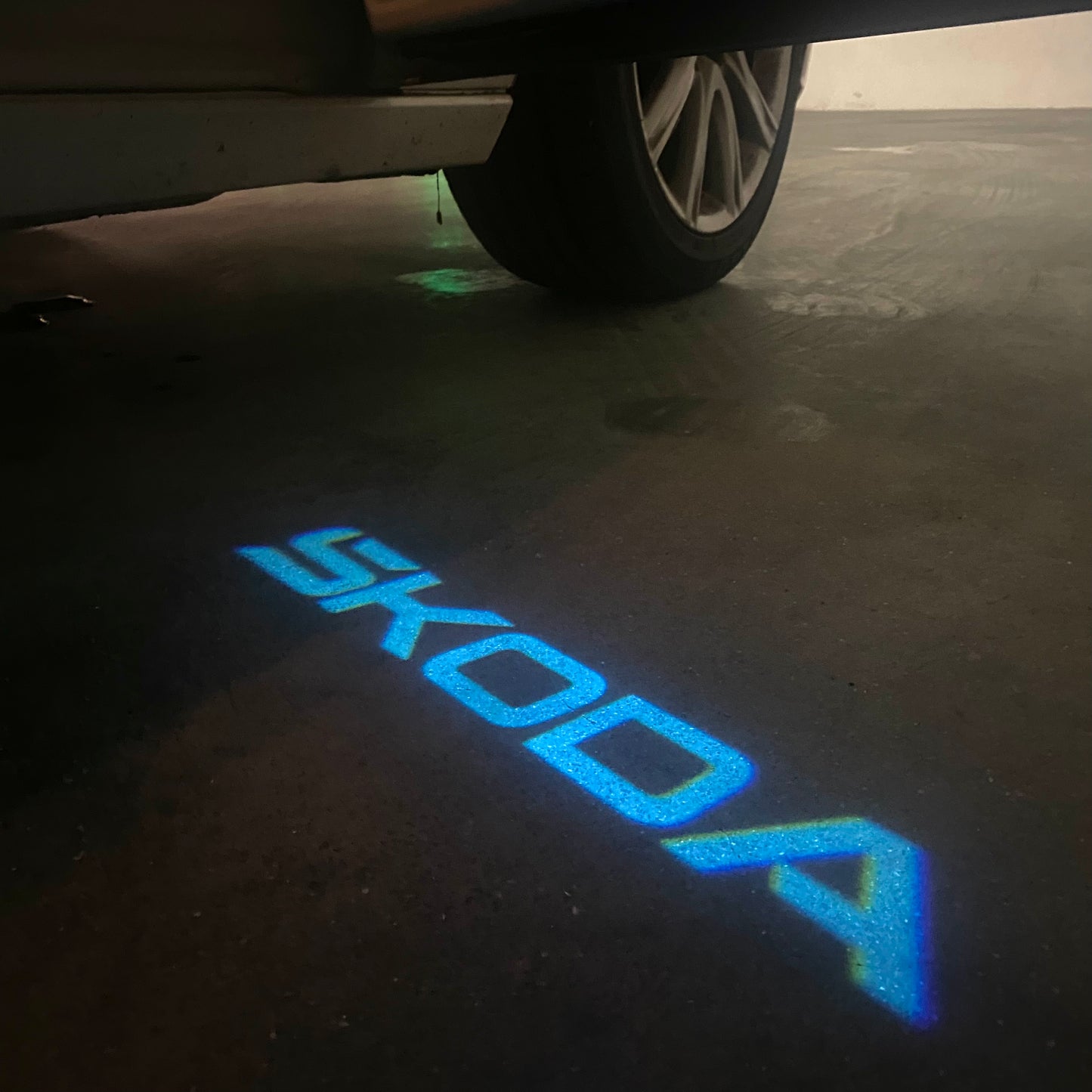 SKODA ORIGINAL LOGO PROJECTOT LIGHTS Nr.39 (quantity 1 = 2 Logo Film / 2 door lights)