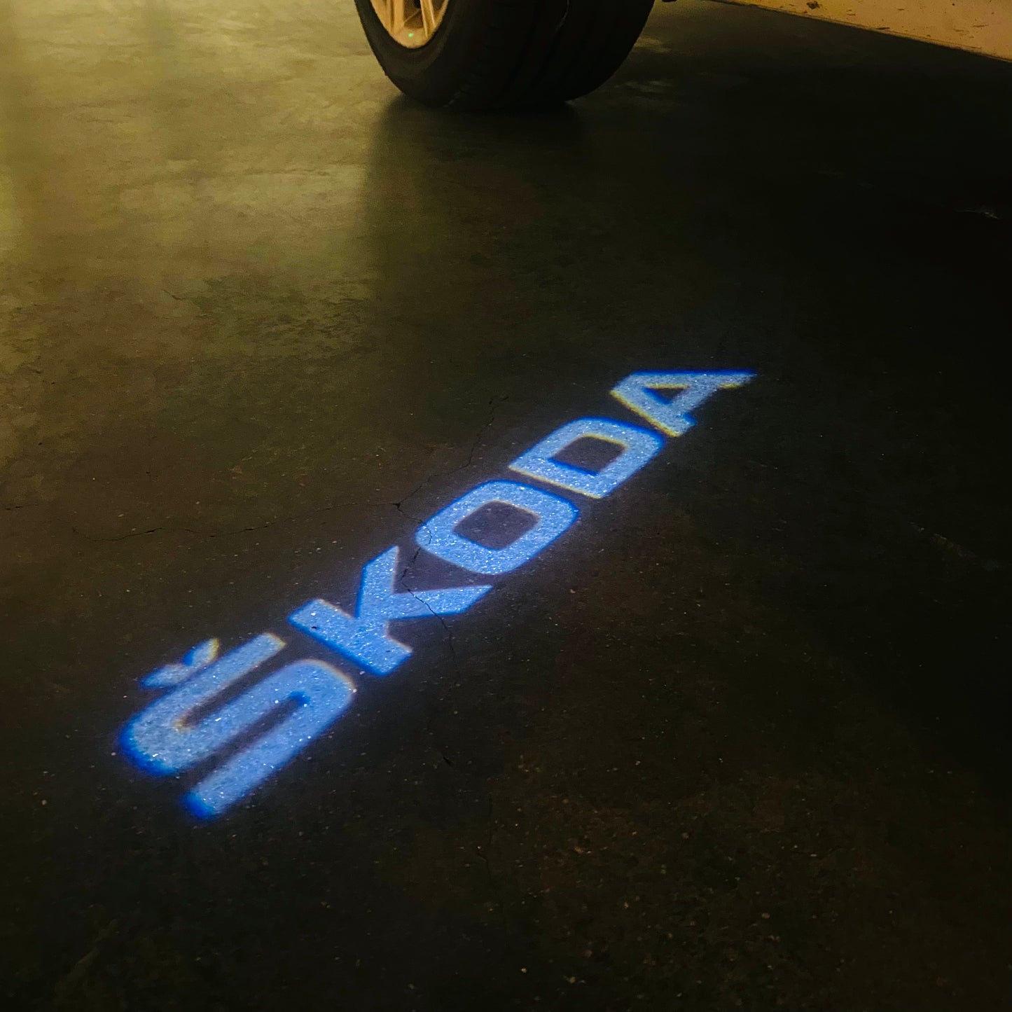 SKODA ORIGINAL LOGO PROJECTOT LIGHTS Nr.39 (quantity 1 = 2 Logo Film / 2 door lights)