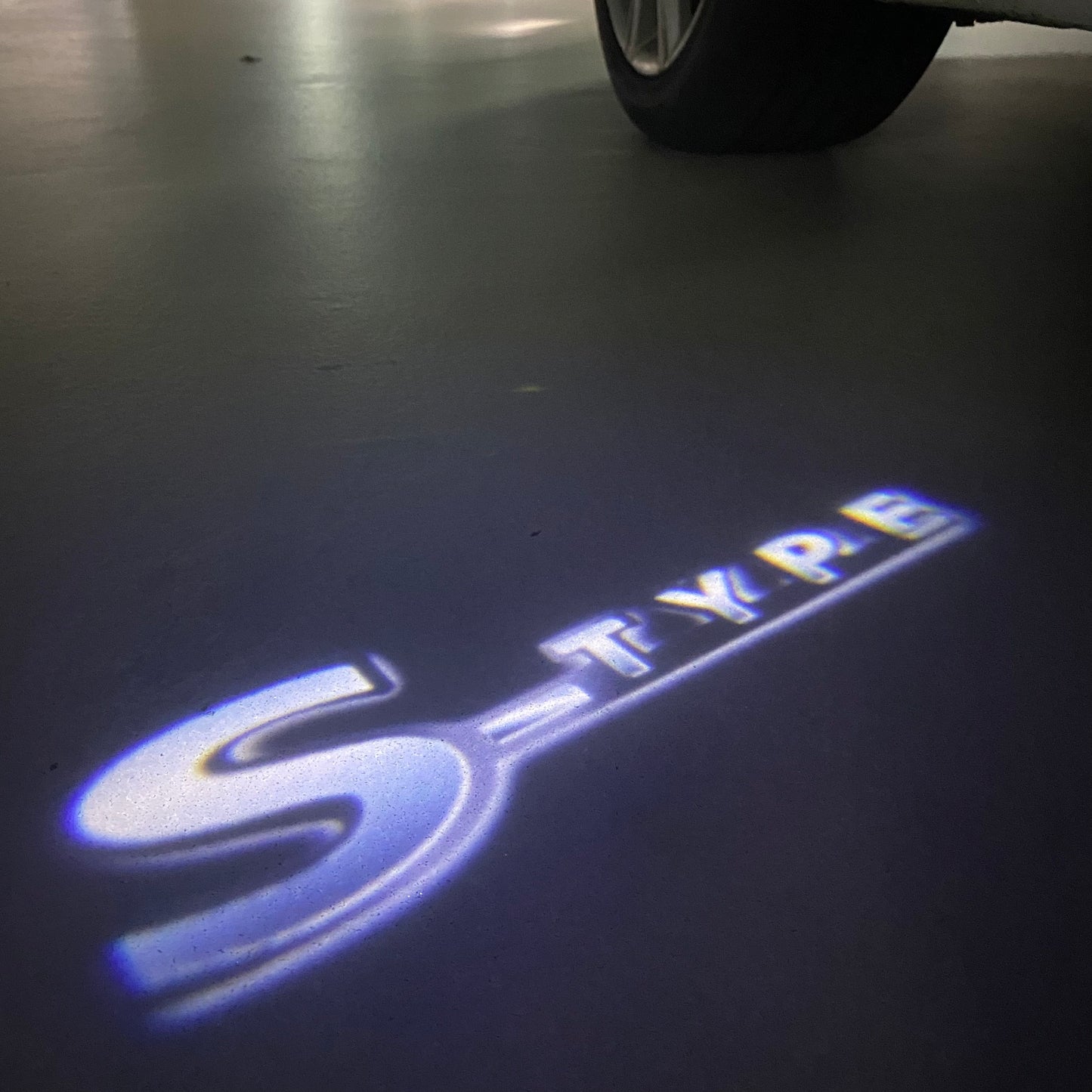JAGUAR S TYPE LOGO PROJECROTR LIGHTS Nr.79 (quantity 1 = 1 sets/2 door lights)