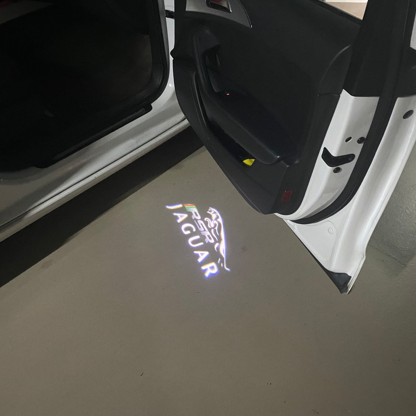 JAGUAR RSR LOGO PROJECROTR LIGHTS Nr.107 (quantity 1 = 1 sets/2 door lights)