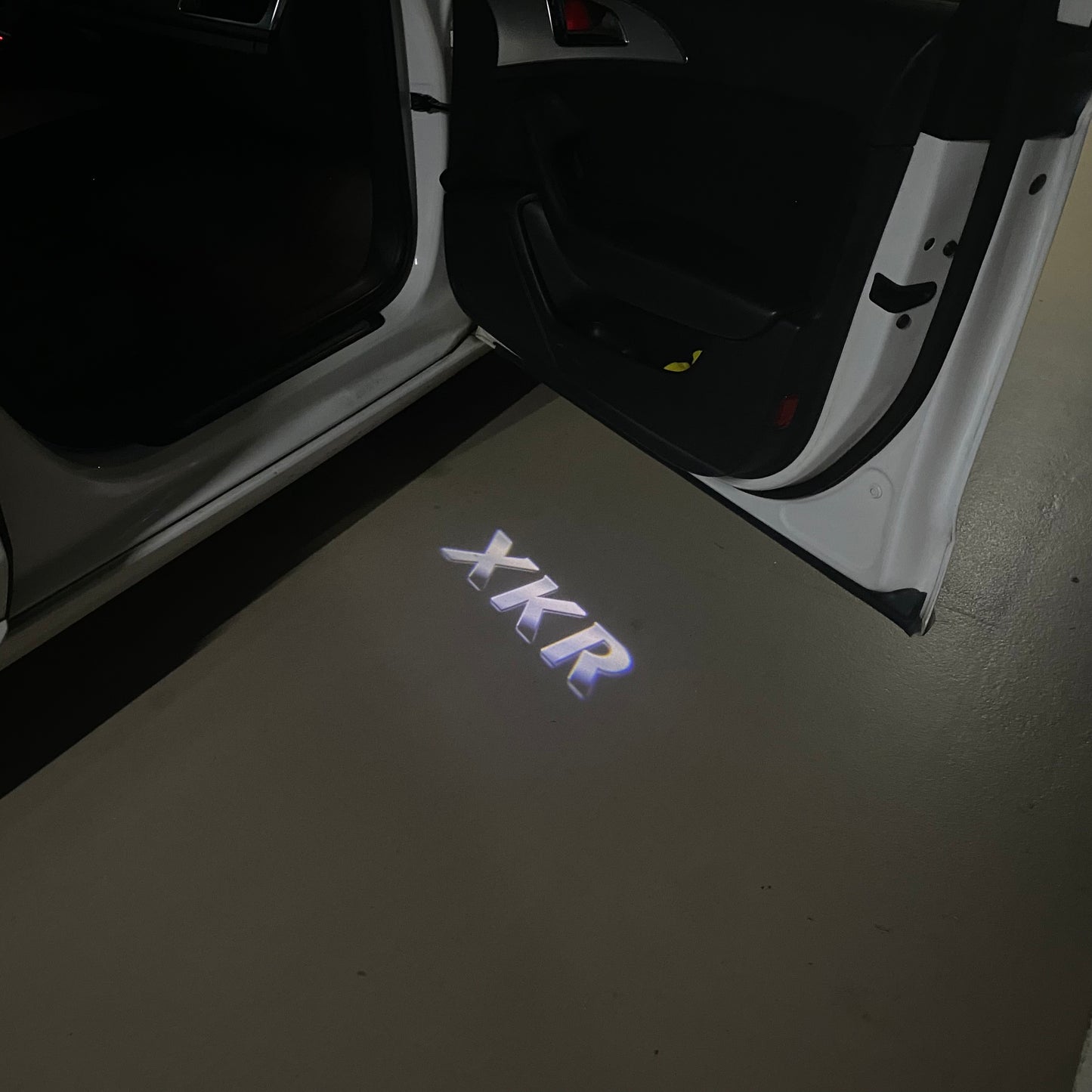 JAGUAR XKR LOGO PROJECROTR LIGHTS Nr.60 (quantity 1 = 1 sets/2 door lights)