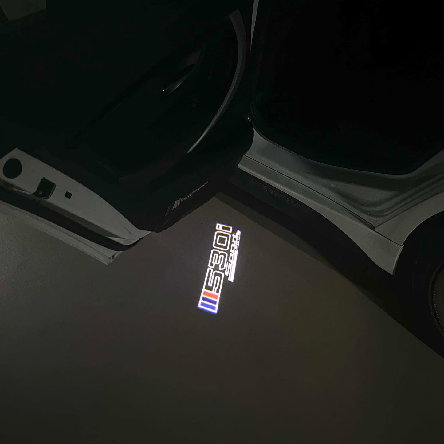 BMW 5 SERIES 530 i LOGO PROJECTOT LIGHTS (quantity 1 = 1 sets/2 door lights) Nr.6024q59
