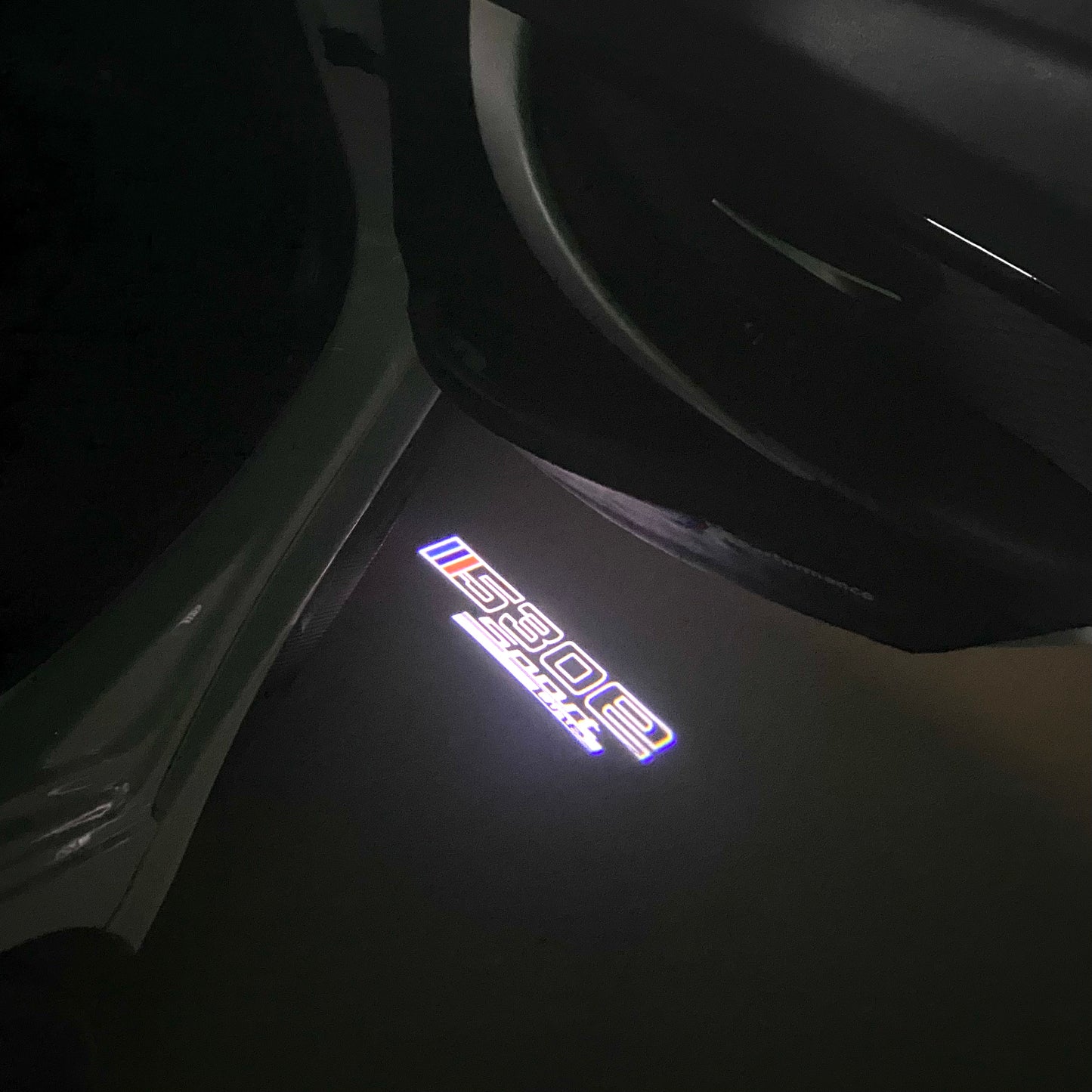 BMW 5 SERIES 530 e LOGO PROJECTOT LIGHTS (quantity 1 = 1 sets/2 door lights) Nr.6024q98