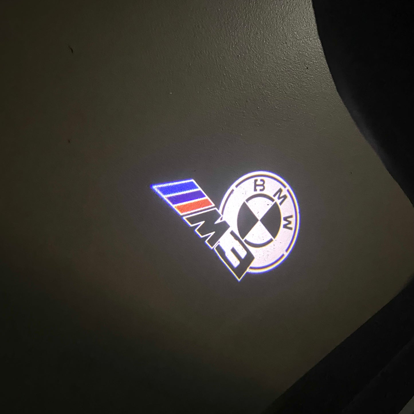 BMW 3 SERIES M3 LOGO PROJECTOT LIGHTS (quantity 1 = 1 sets/2 door lights) Nr.6024q44