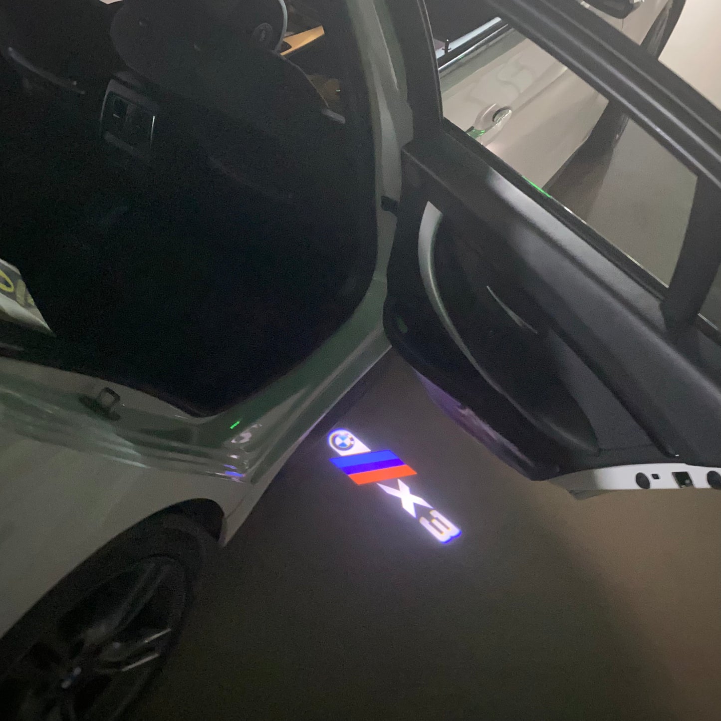 BMW X3 LOGO PROJECTOT LIGHTS (quantity 1 = 1 sets/2 door lights) Nr.6024q0t29