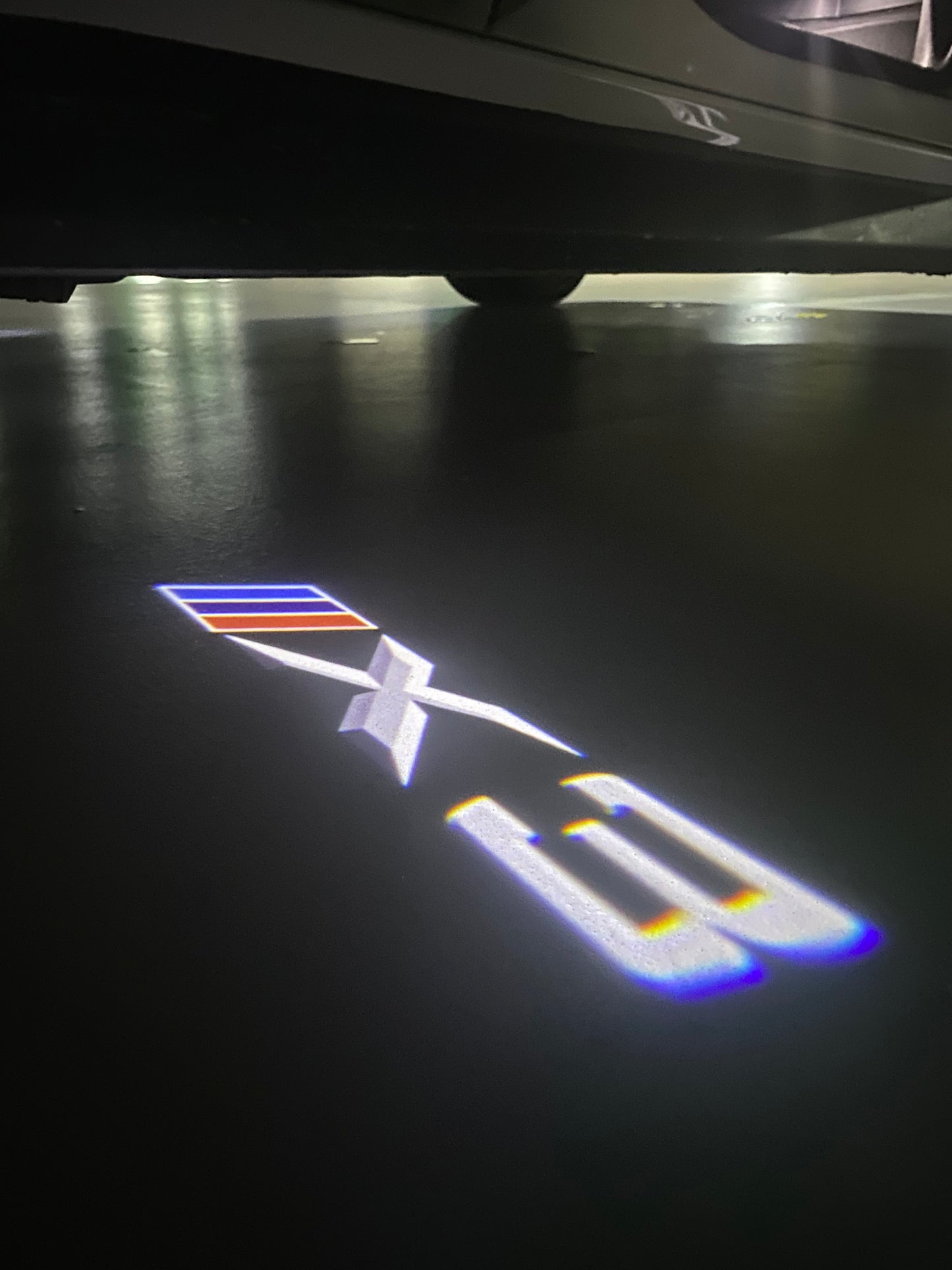 BMW X3 LOGO PROJECTOT LIGHTS (quantity 1 = 1 sets/2 door lights) Nr.6024q0t28