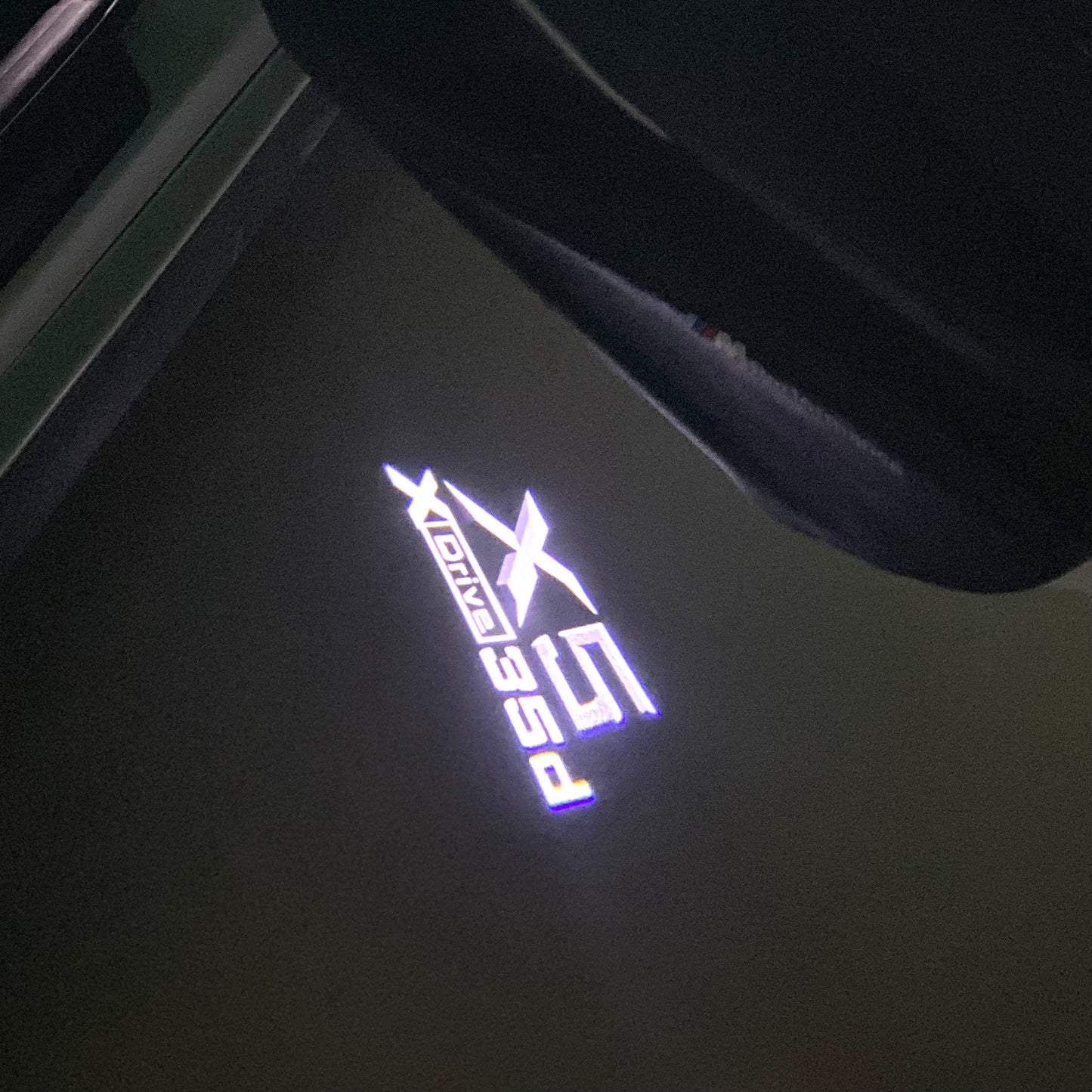 BMW X5 XDrive 35d LOGO PROJECTOT LIGHTS (quantity 1 = 1 sets/2 door lights) Nr.6024q0t066