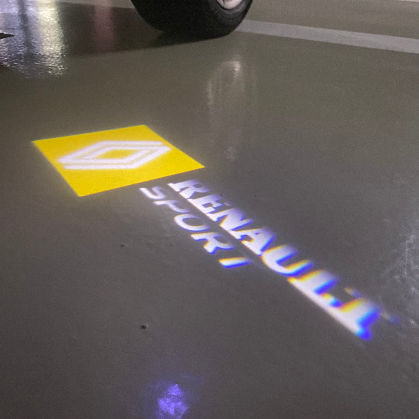 RENAULT Sport LOGO PROJECROTR LIGHTS Nr.0951 (quantity 1 = 2 Logo Film & 2 door lights)