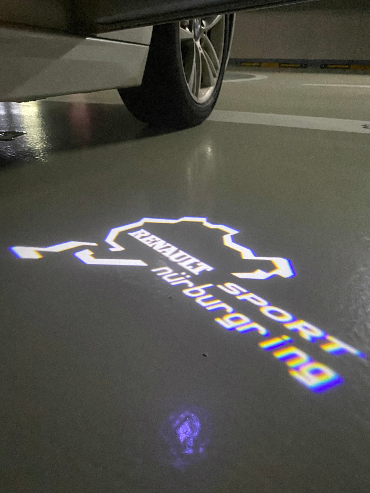 RENAULT Sport LOGO PROJECROTR LIGHTS Nr.0917 (quantity 1 = 2 Logo Film & 2 door lights)