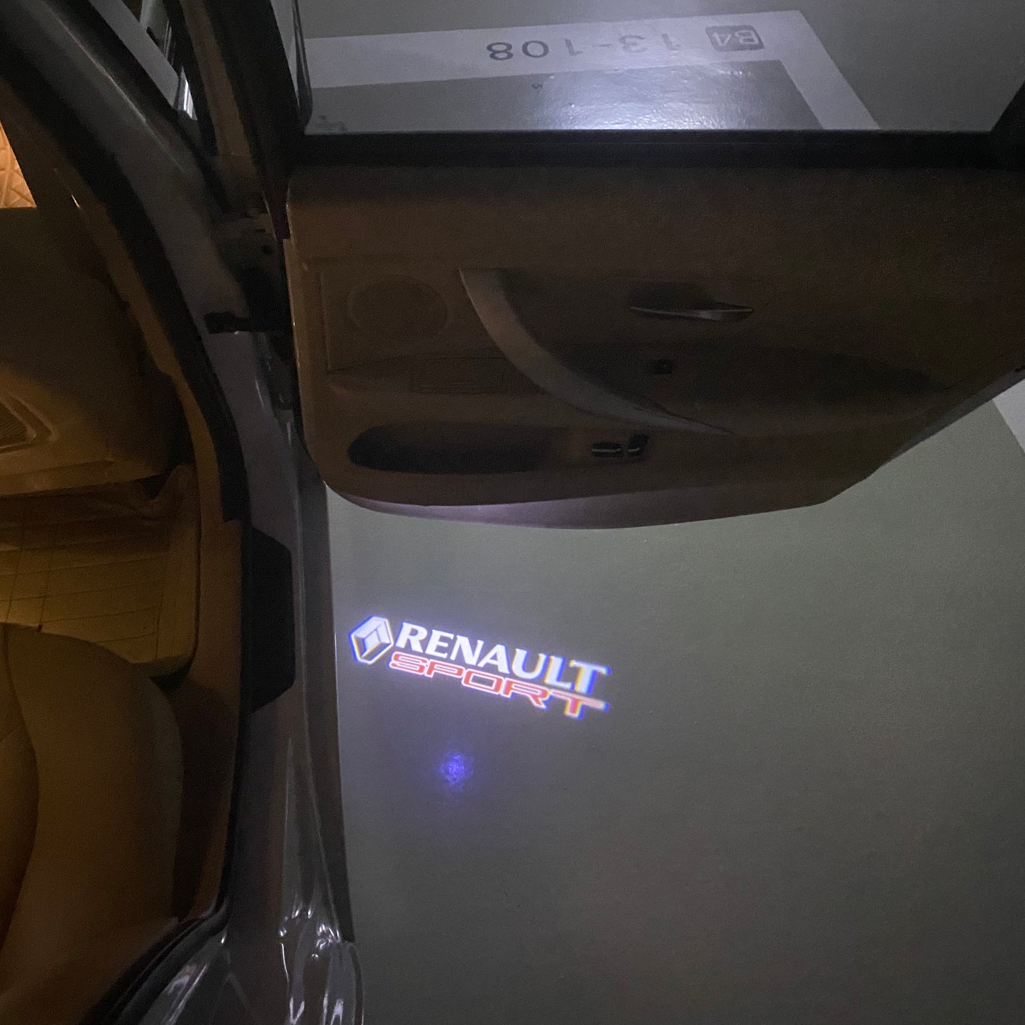 RENAULT Sport LOGO PROJECROTR LIGHTS Nr.0918 (quantity 1 = 2 Logo Film & 2 door lights)