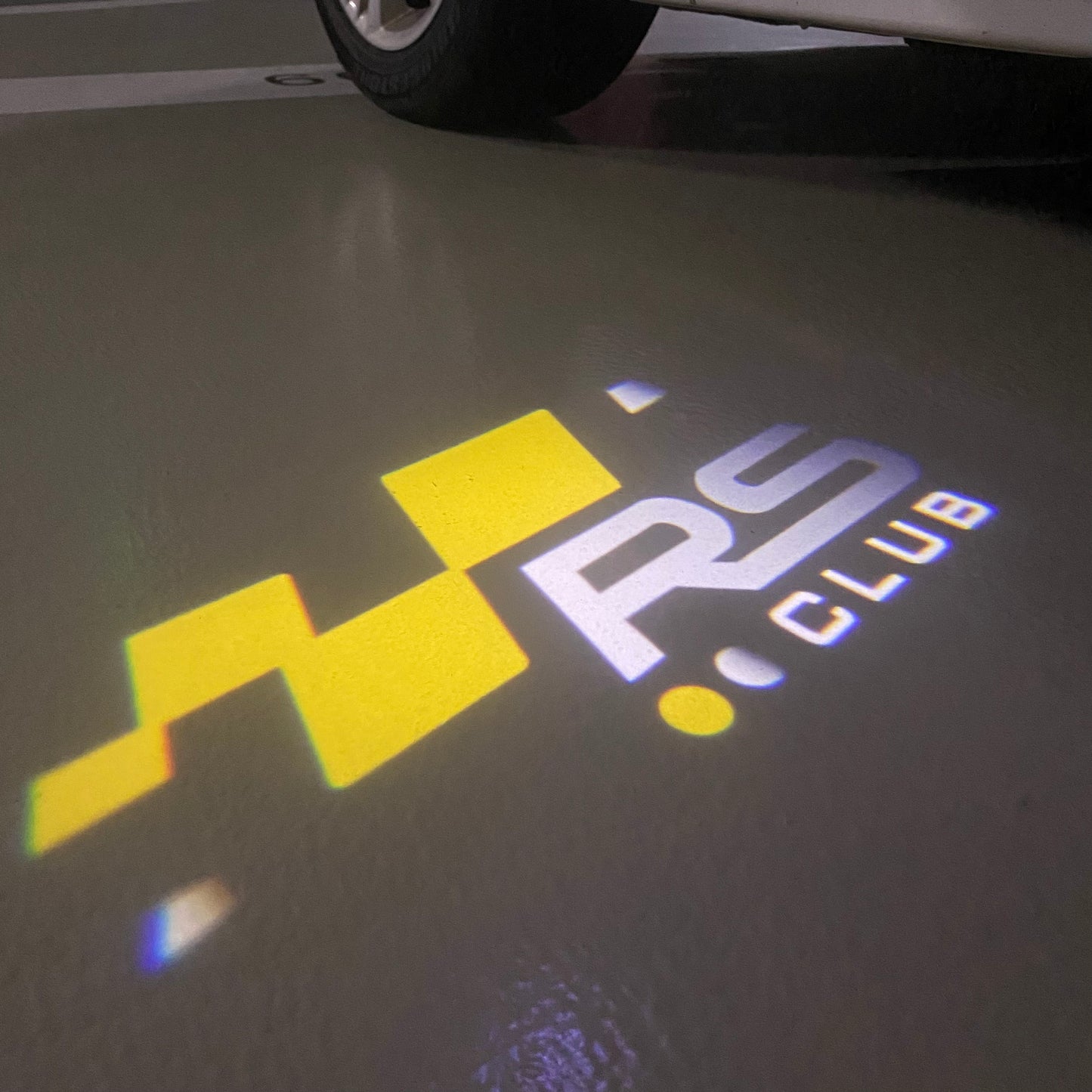 RENAULT RS LOGO PROJECROTR LIGHTS Nr.0950 (quantity 1 = 2 Logo Film & 2 door lights)