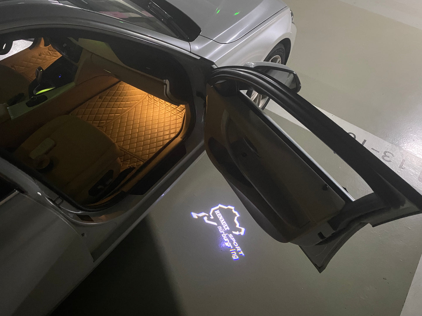 RENAULT Sport LOGO PROJECROTR LIGHTS Nr.0917 (quantity 1 = 2 Logo Film & 2 door lights)