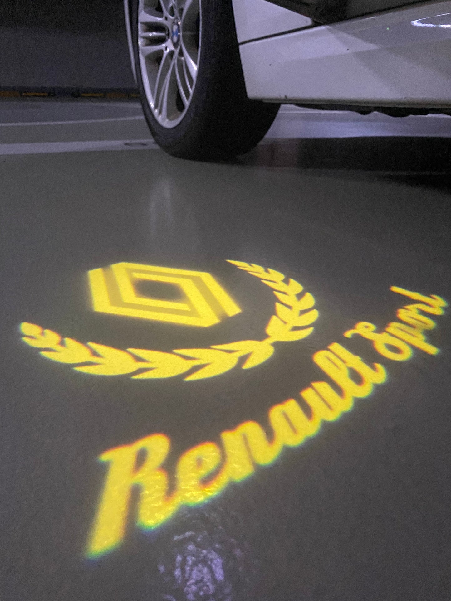 RENAULT Sport LOGO PROJECROTR LIGHTS Nr.0959 (quantity 1 = 2 Logo Film & 2 door lights)